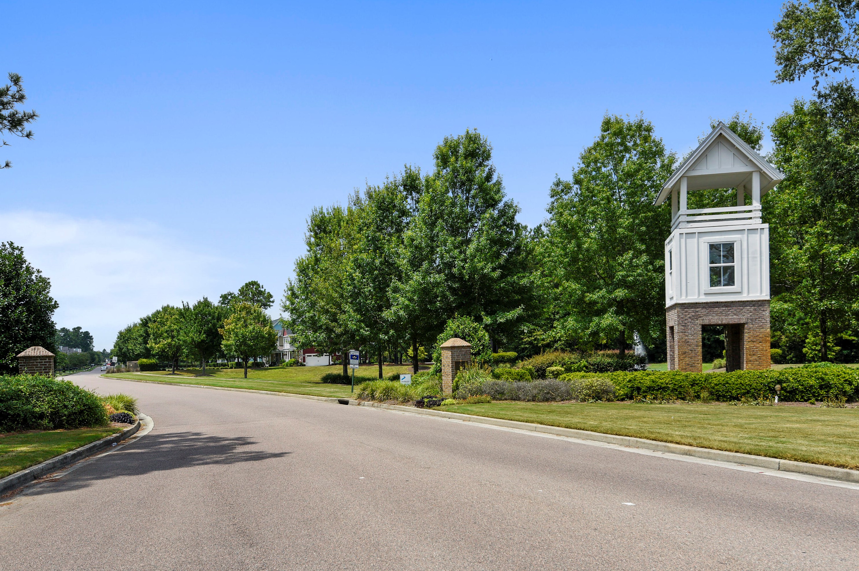 302 Freeland Way, Moncks Corner SC  29461-8868 exterior