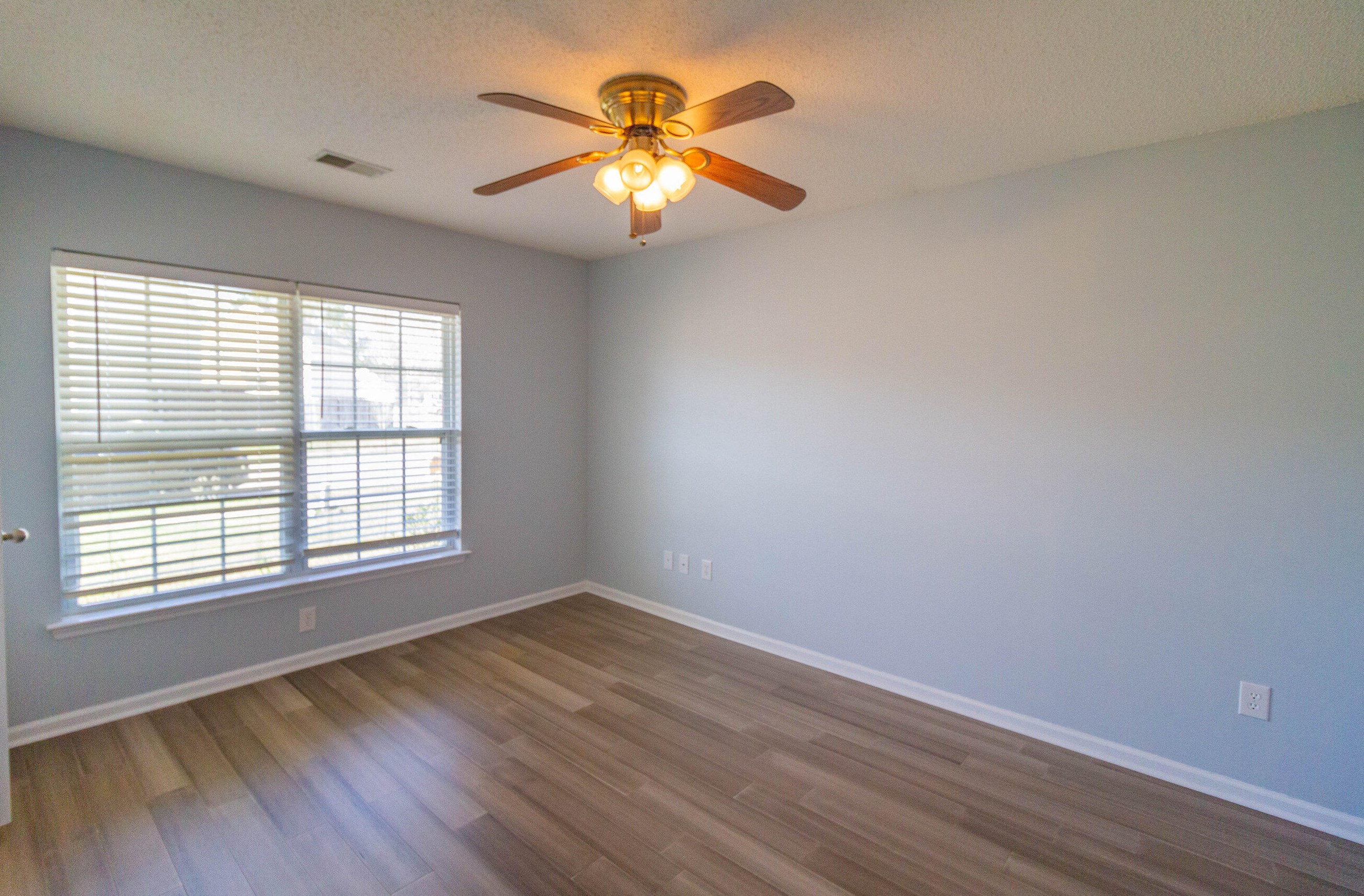 343 Briarbend Rd, Charleston SC  29445-7778 exterior