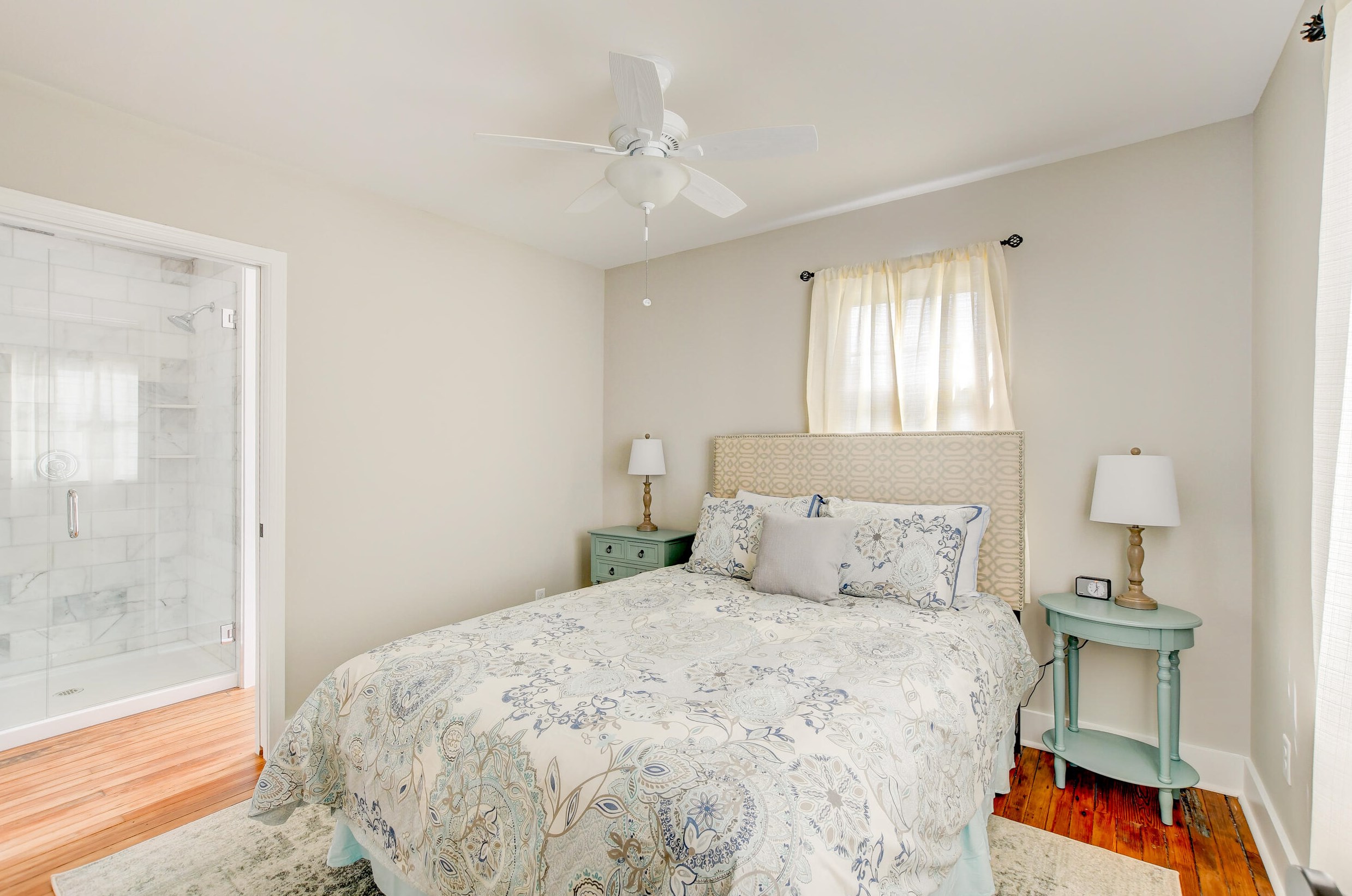 67 Line St, Charleston SC 29403-5419 exterior