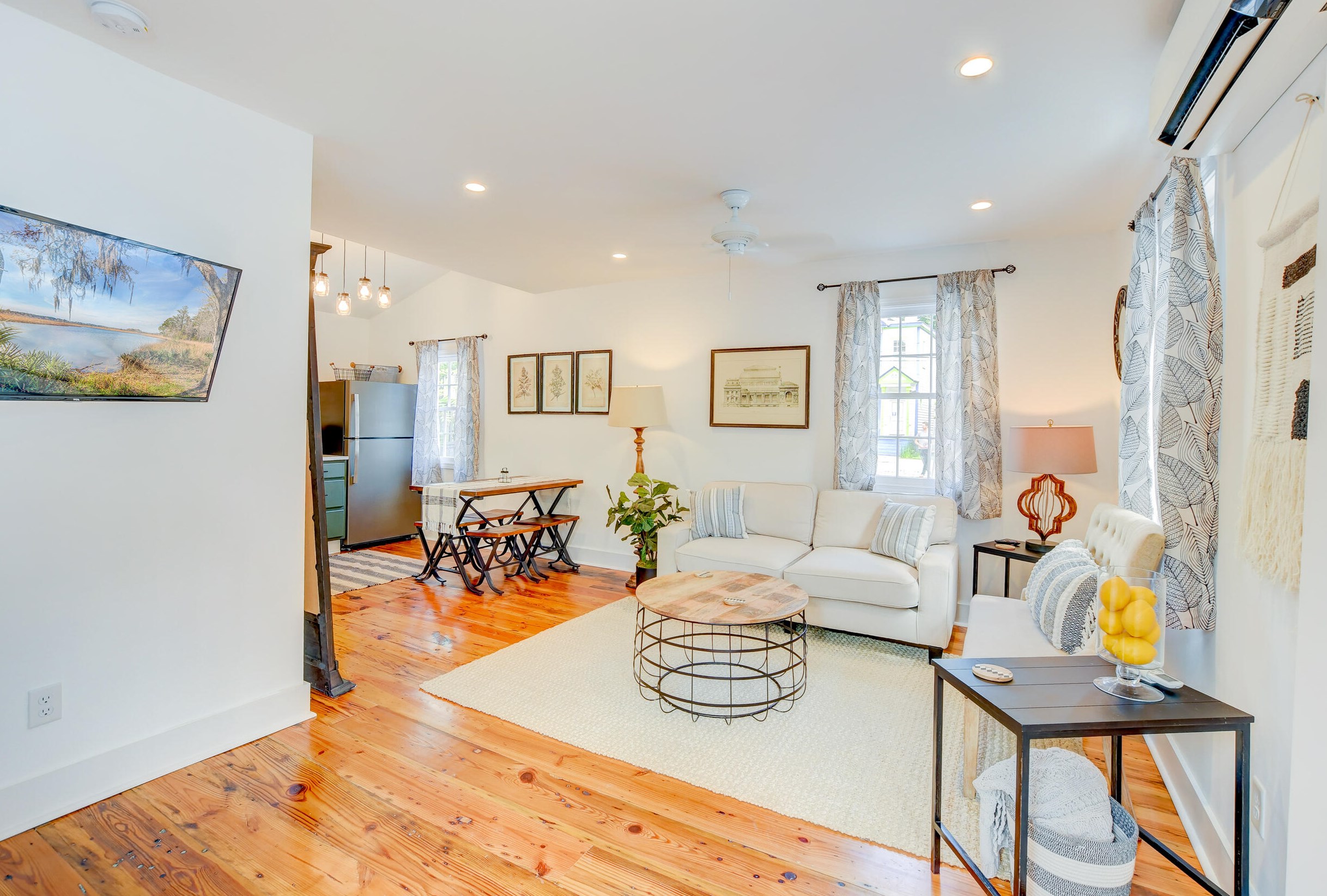 67 Line St, Charleston SC 29403-5419 exterior