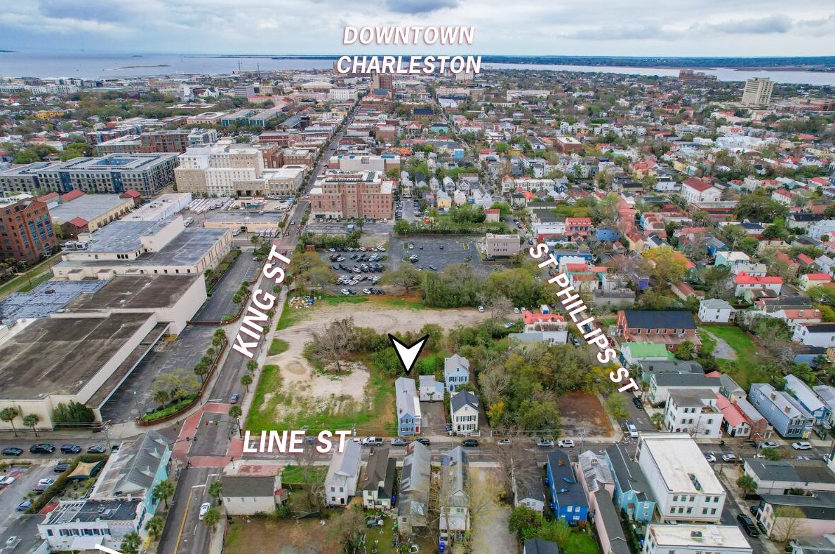 67 Line St, Charleston SC 29403-5419 exterior