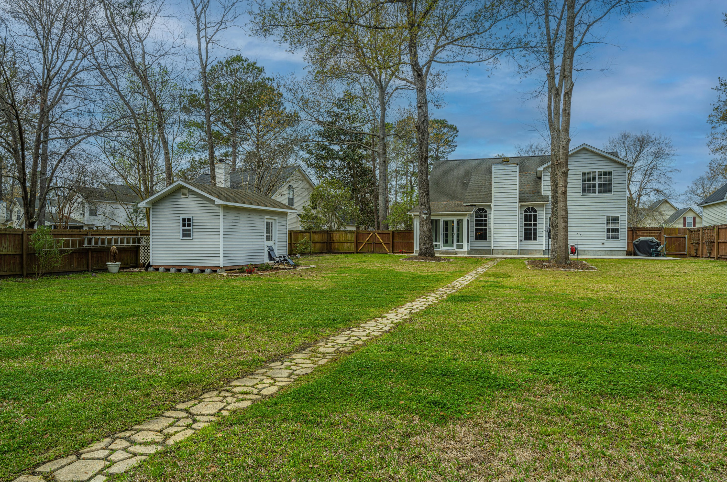 120 Tattingstone Way, Charleston SC  29445-7155 exterior