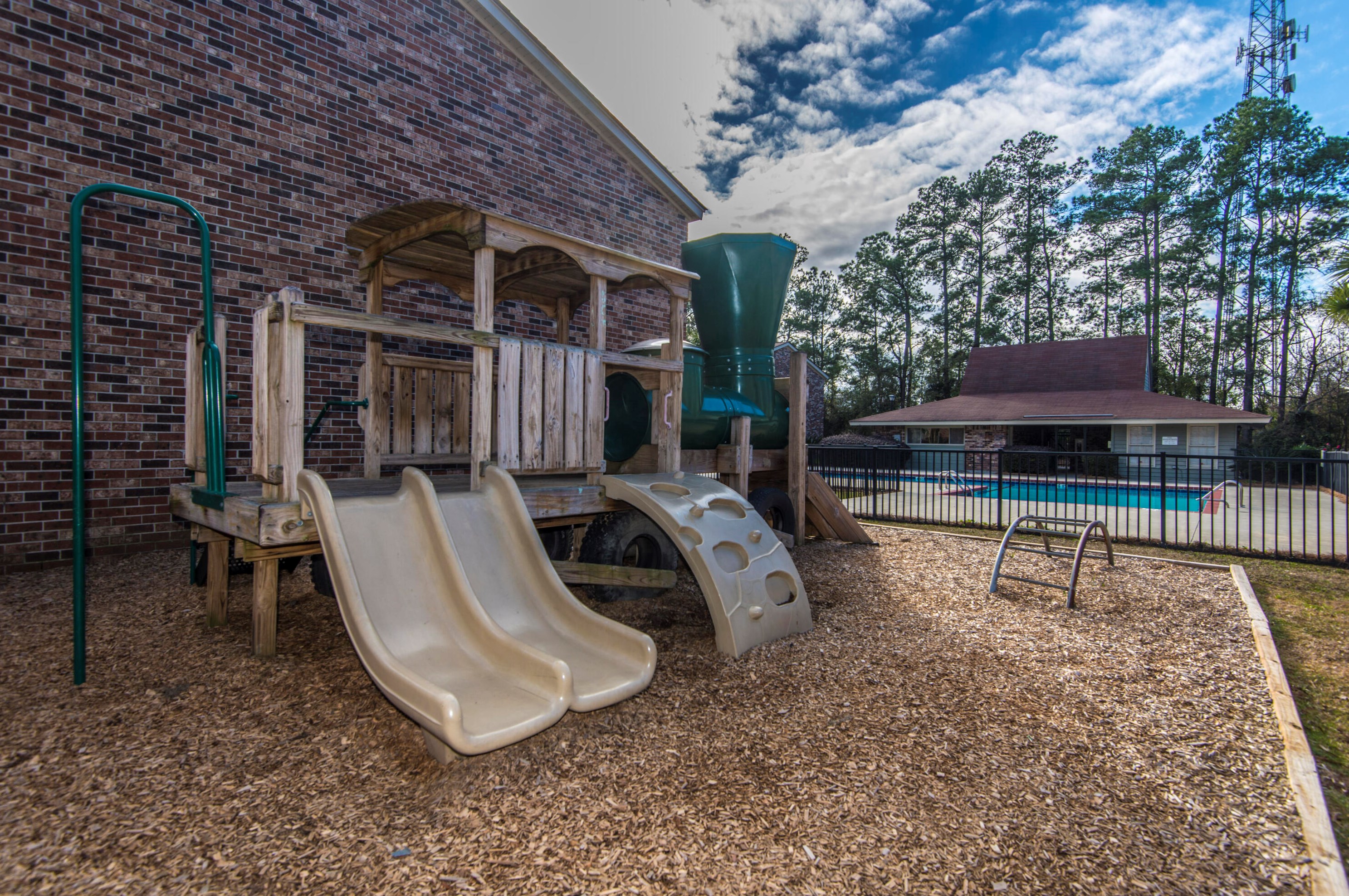 809 Andrea Ln, Charleston SC  29410-8631 exterior