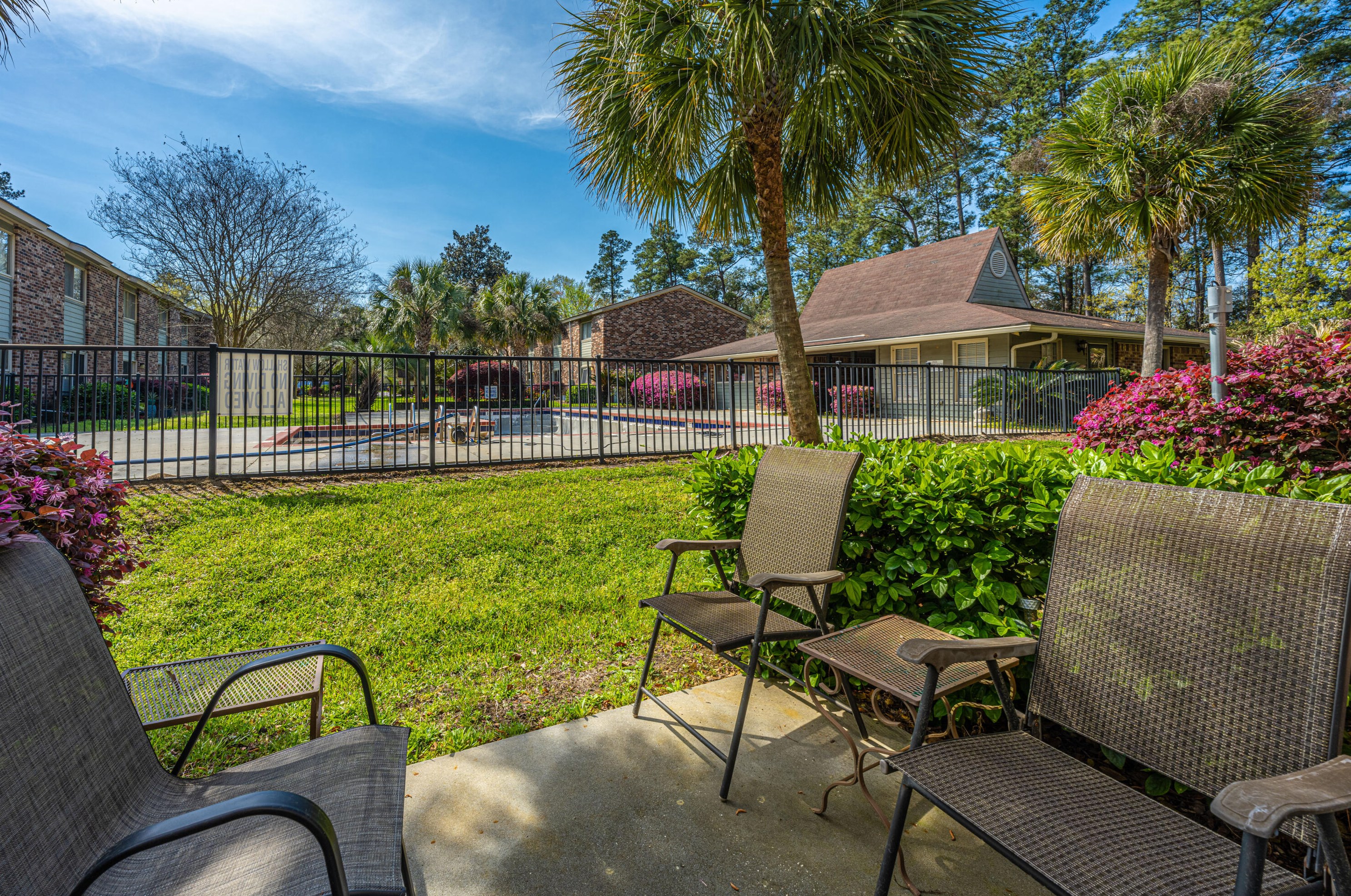809 Andrea Ln, Charleston SC  29410-8631 exterior