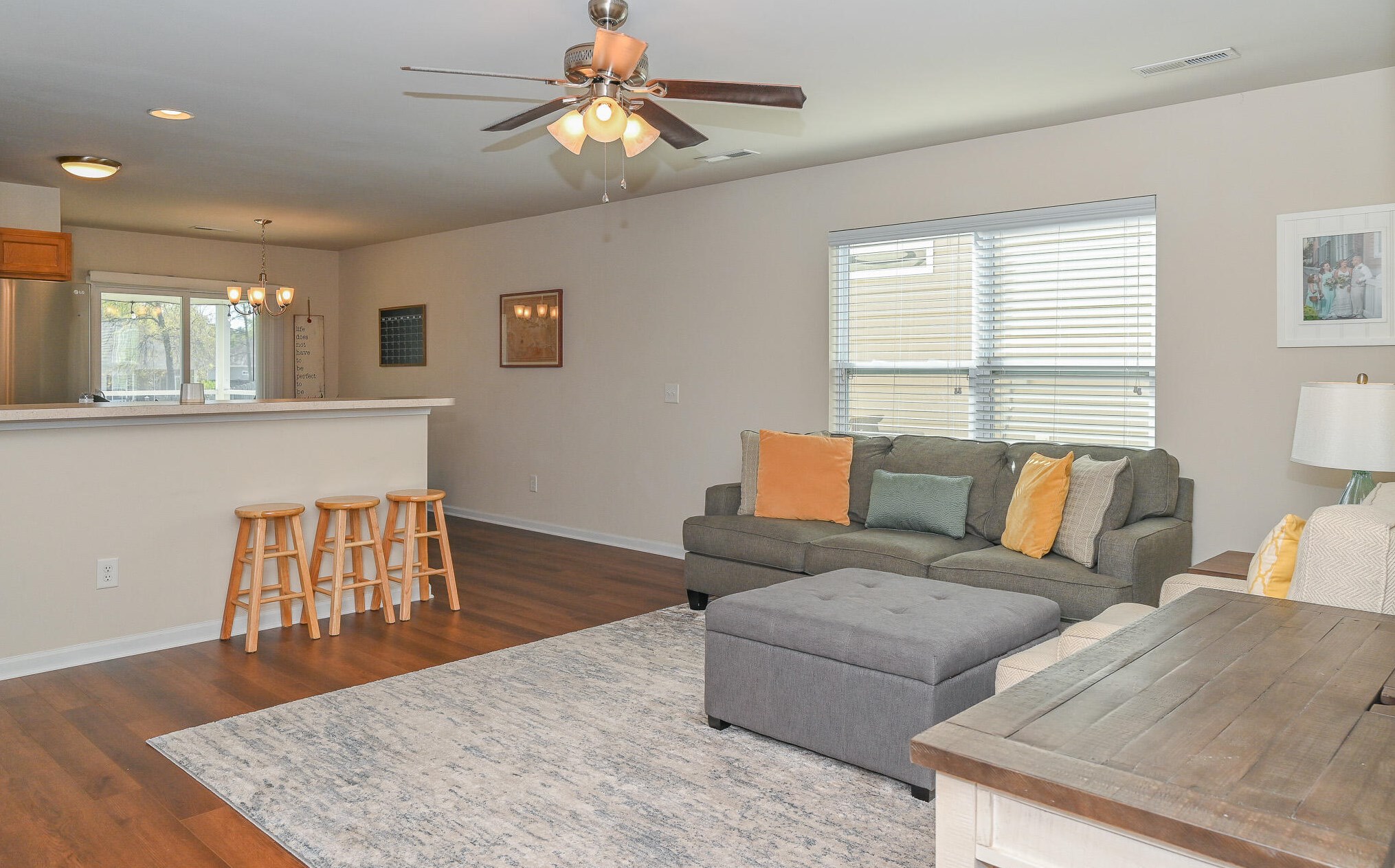 313 Salkahatchie St, Summerville SC  29485-6832 exterior