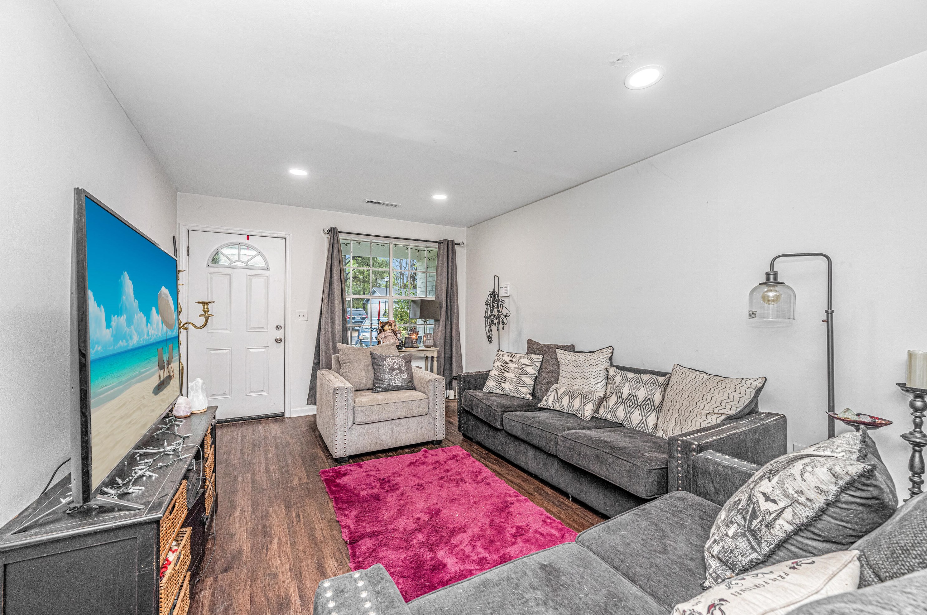 107 Bee St, Summerville SC  29483-2507 exterior
