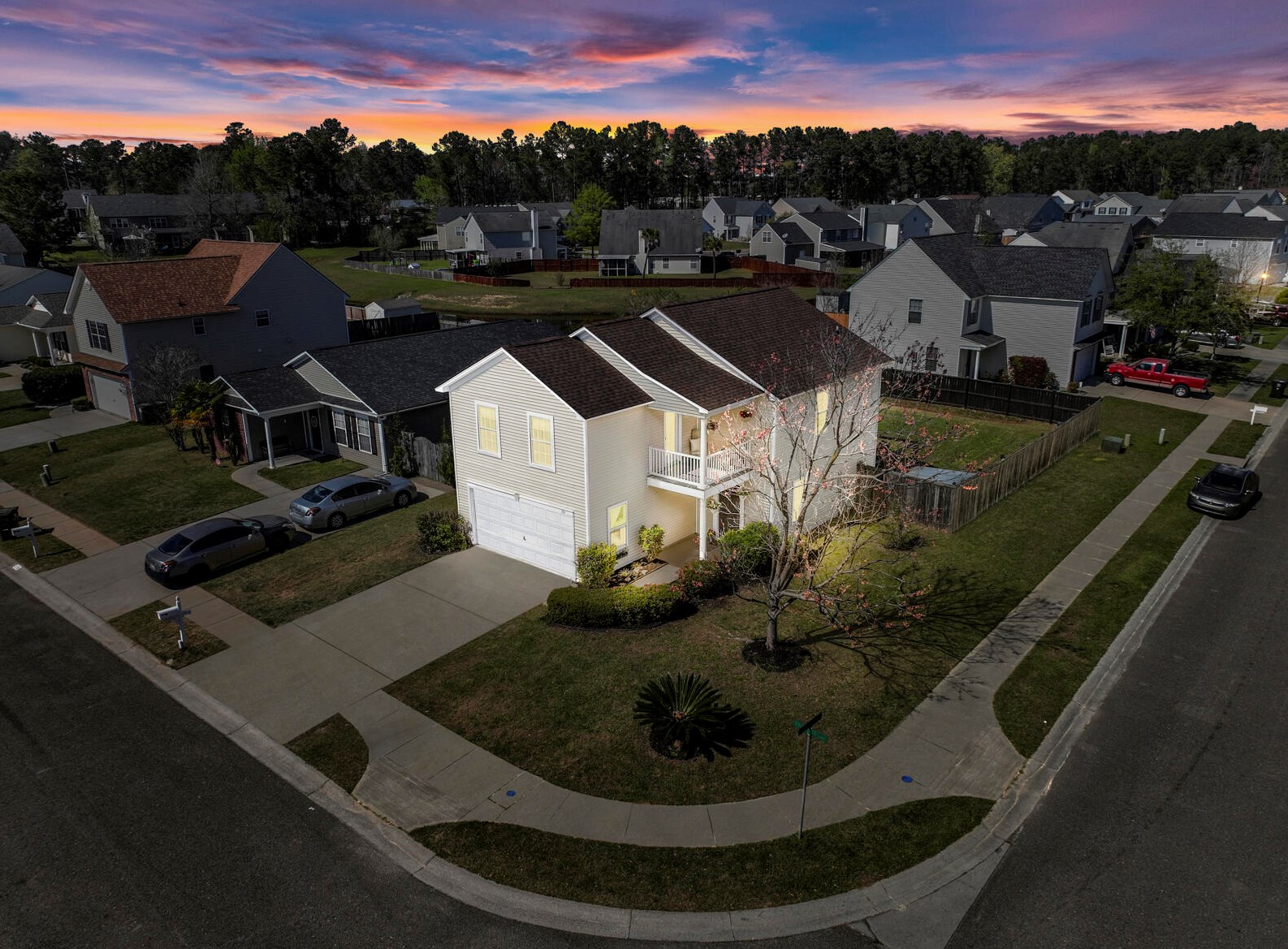 154 Patriot Ln, Summerville SC  29483-1889 exterior