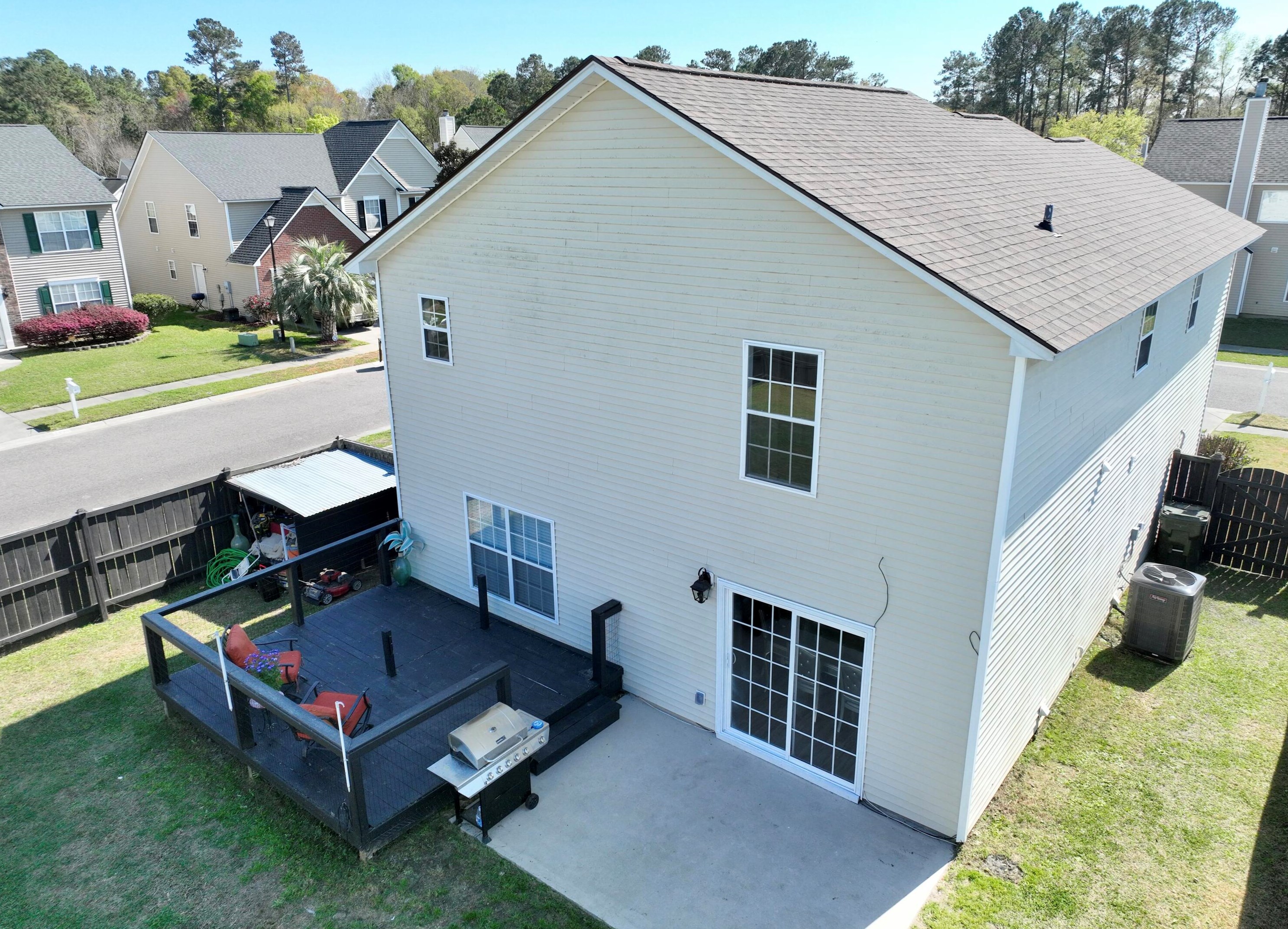 154 Patriot Ln, Summerville SC  29483-1889 exterior