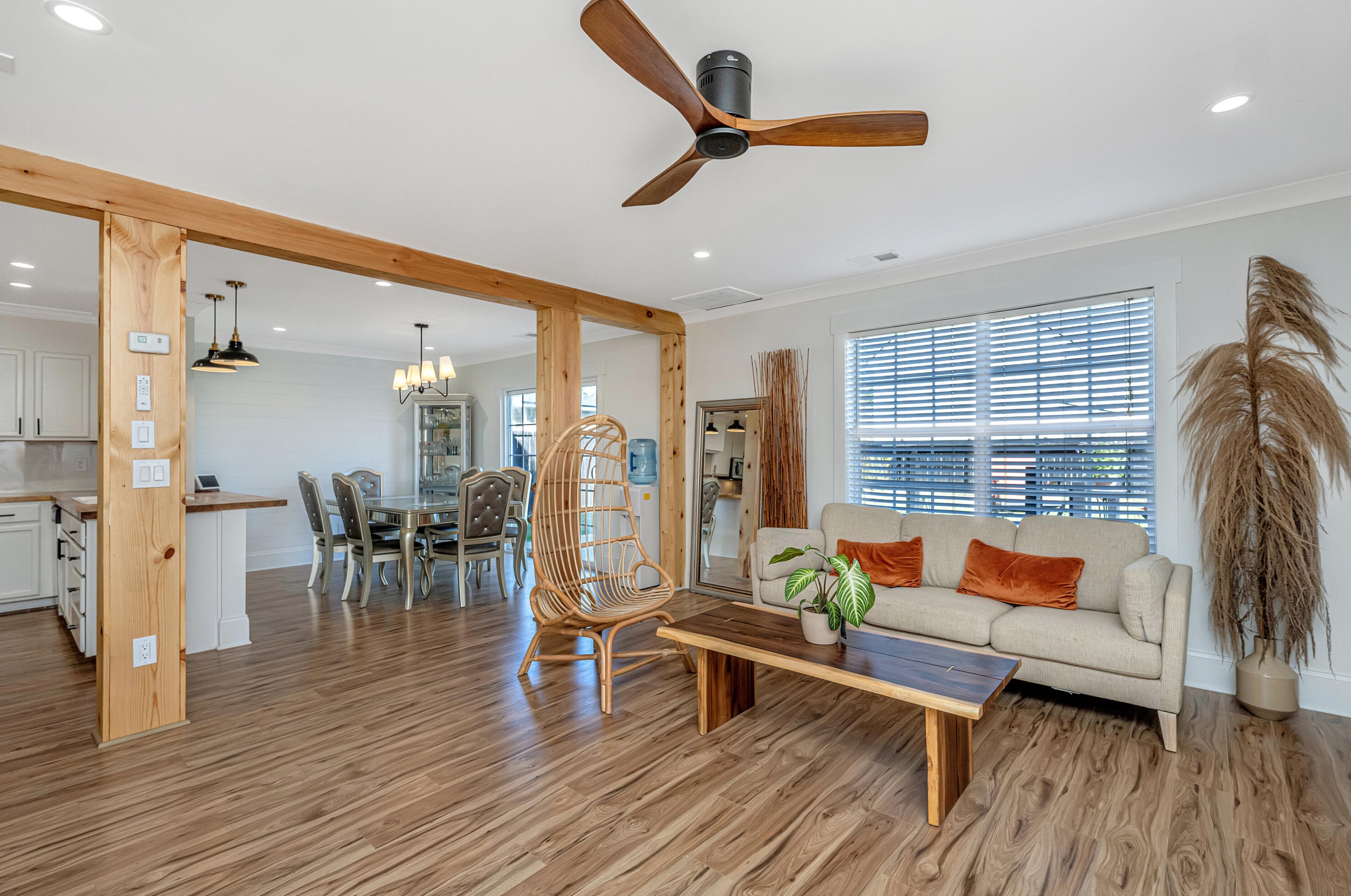 154 Patriot Ln, Summerville SC  29483-1889 exterior