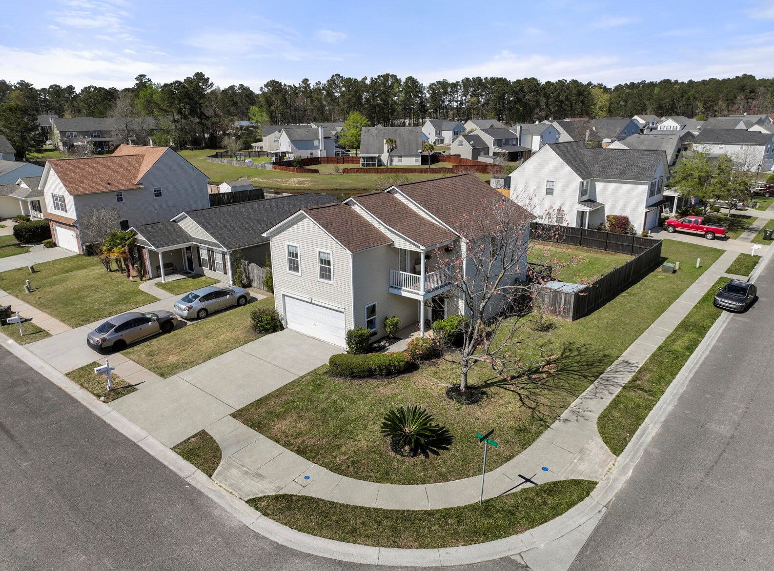 154 Patriot Ln, Summerville SC  29483-1889 exterior