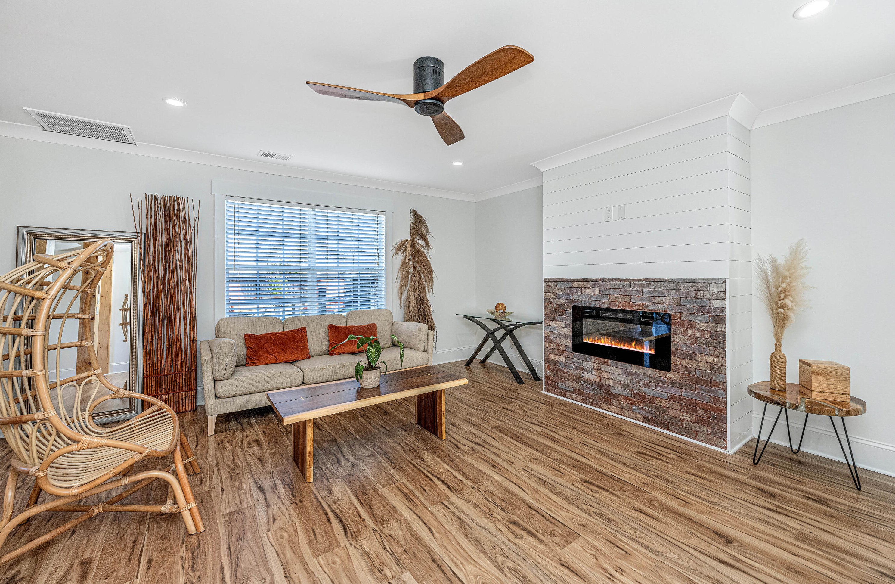 154 Patriot Ln, Summerville SC  29483-1889 exterior