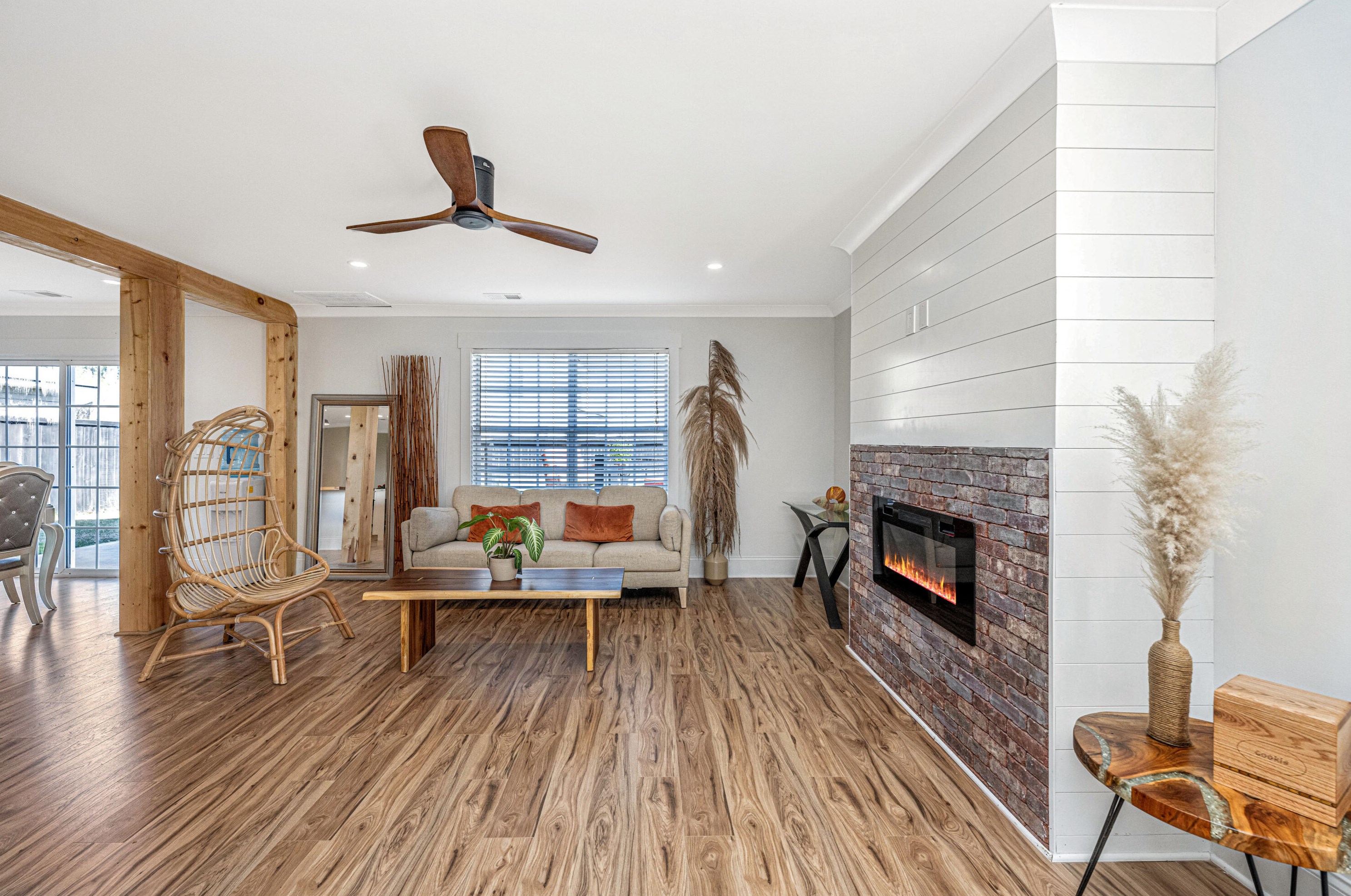 154 Patriot Ln, Summerville SC  29483-1889 exterior