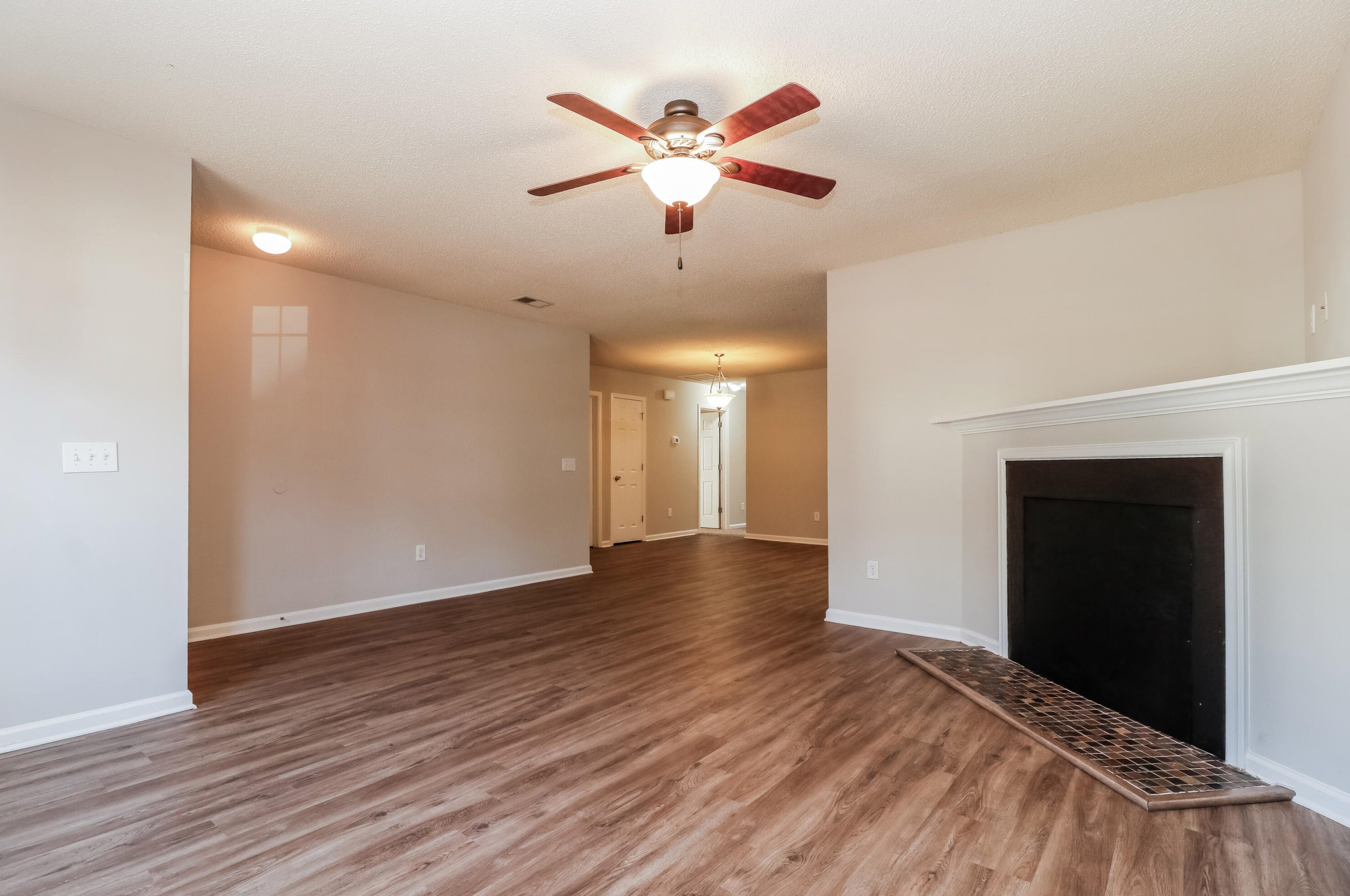 606 Resinwood Rd, Moncks Corner SC  29461-3792 exterior