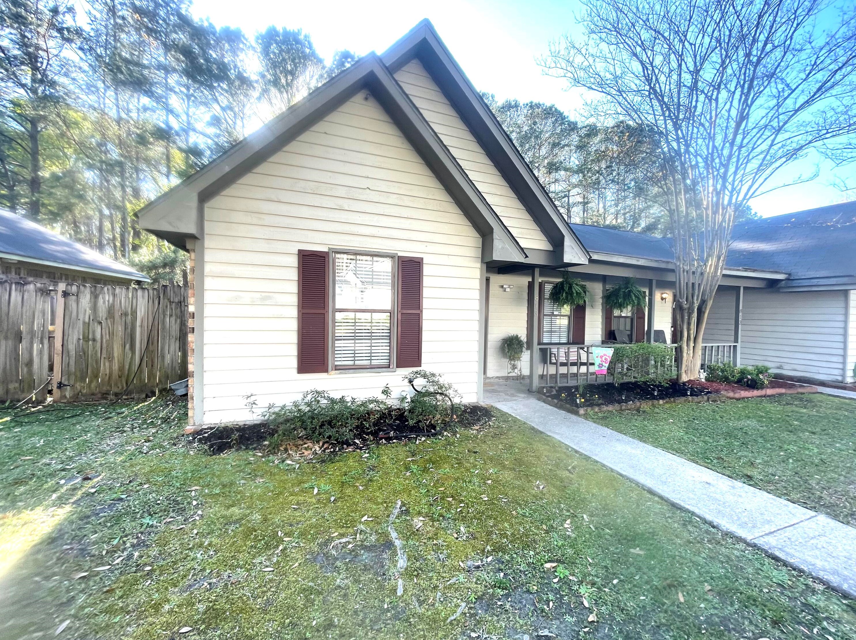 813 Temple Rd #a, Ladson, SC 29456