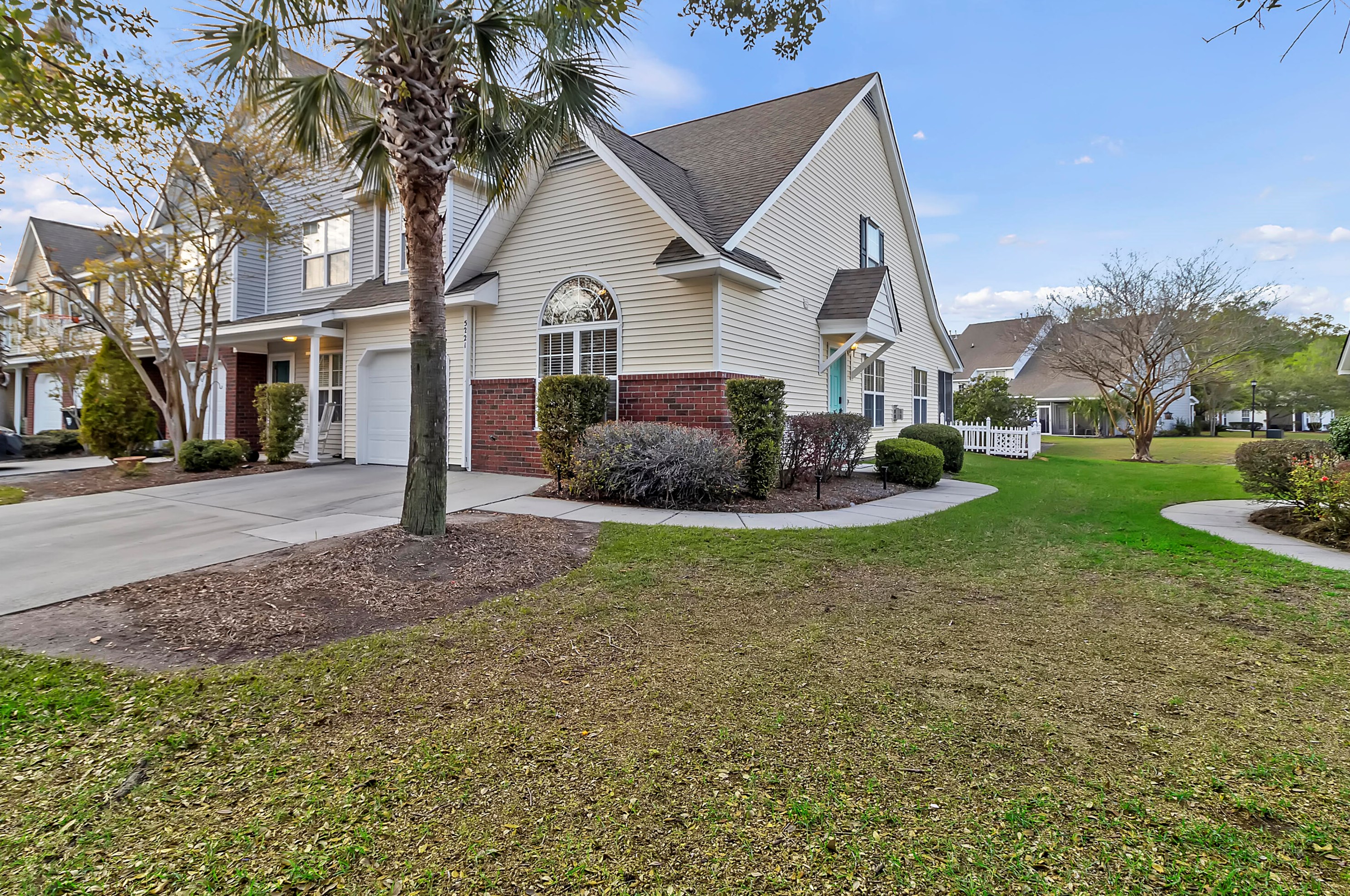 5221 Fernland Way, Charleston SC  29420-7573 exterior