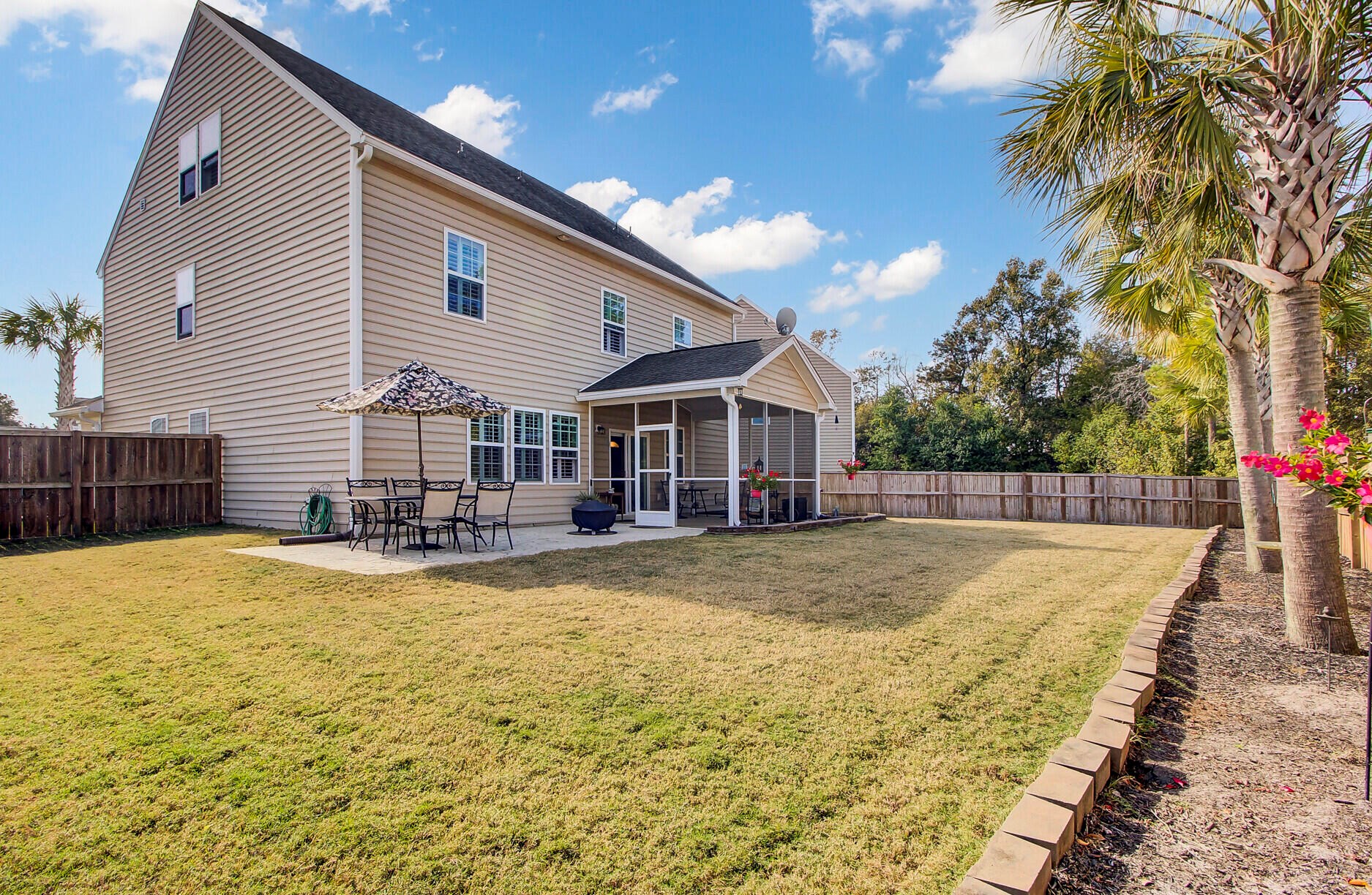 202 Lab Ct, Moncks Corner SC  29461 exterior