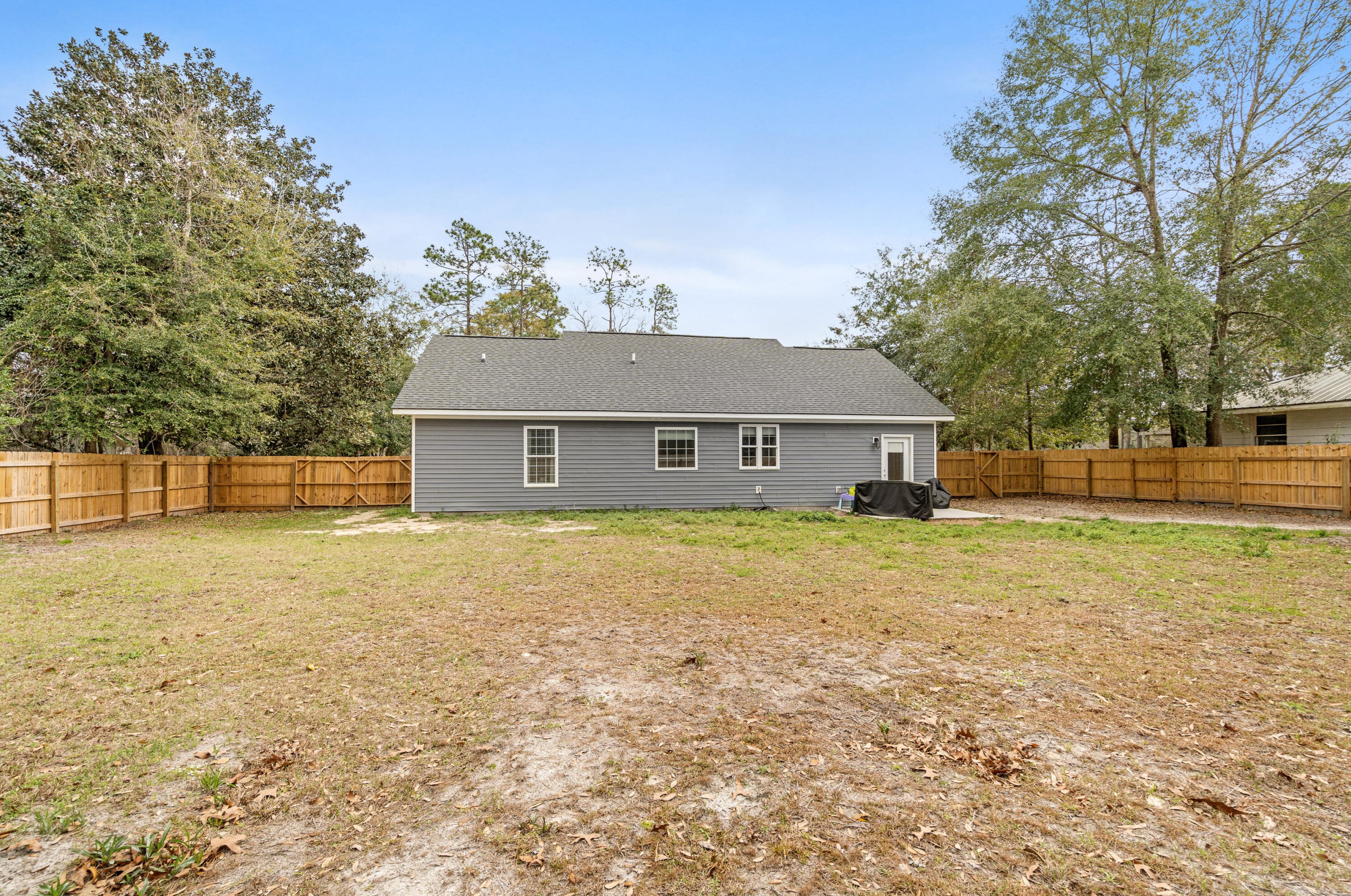 309 Meadow St, Walterboro SC  29488-2744 exterior