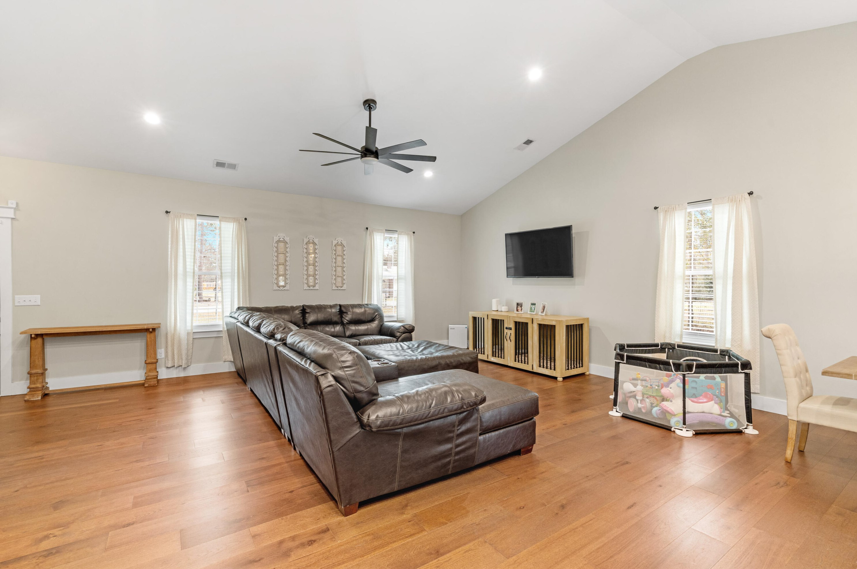309 Meadow St, Walterboro SC  29488-2744 exterior