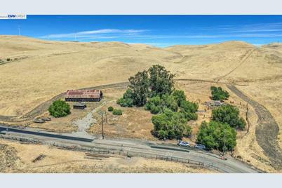 9537 Flynn Rd So - Photo 1