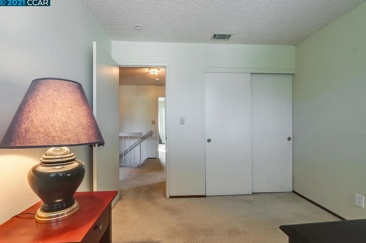 2624 Trafalgar Ct, Concord CA 94520-1125 exterior