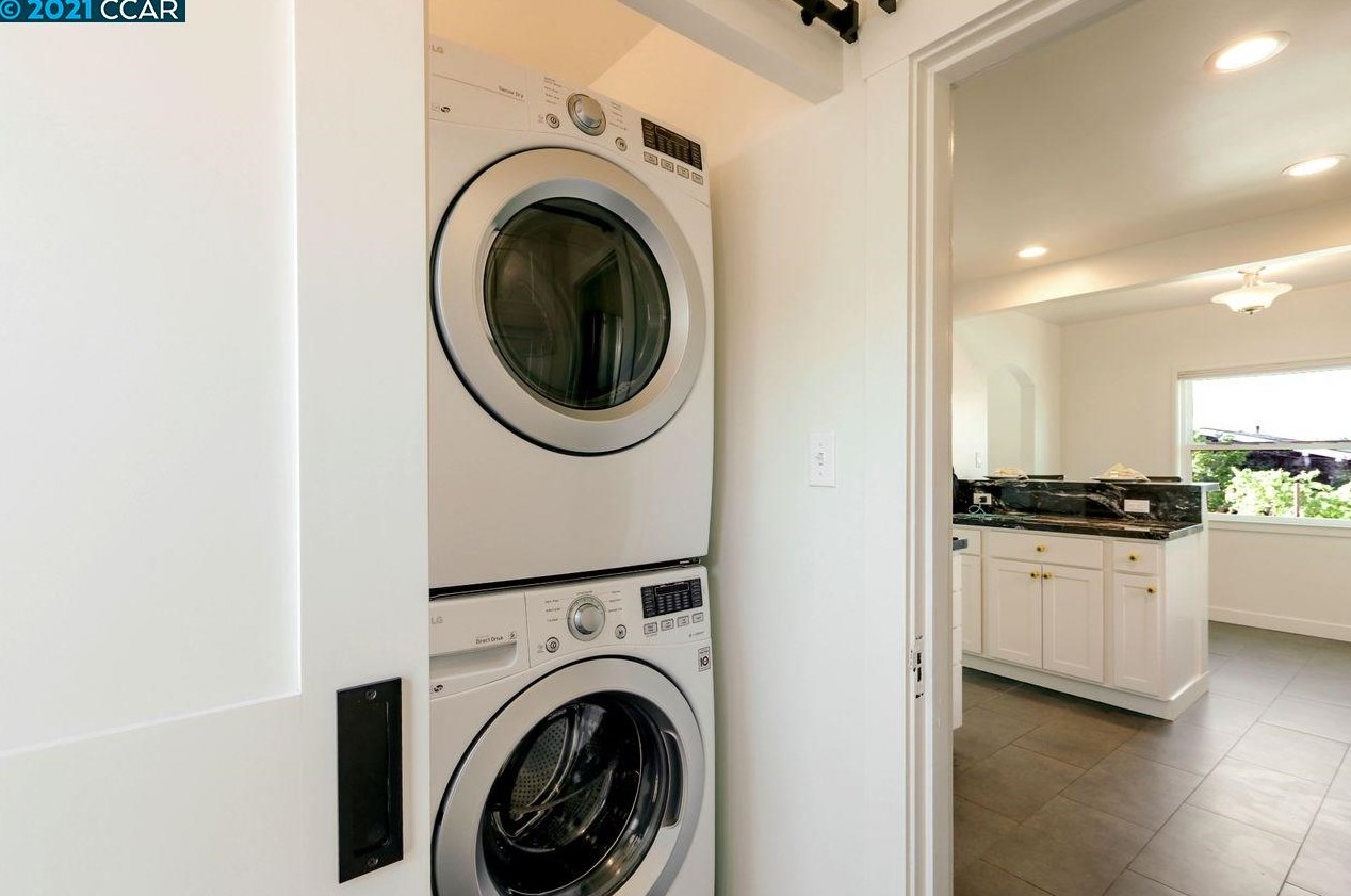 3801 Ardley Ave, Oakland CA 94602-1616 exterior