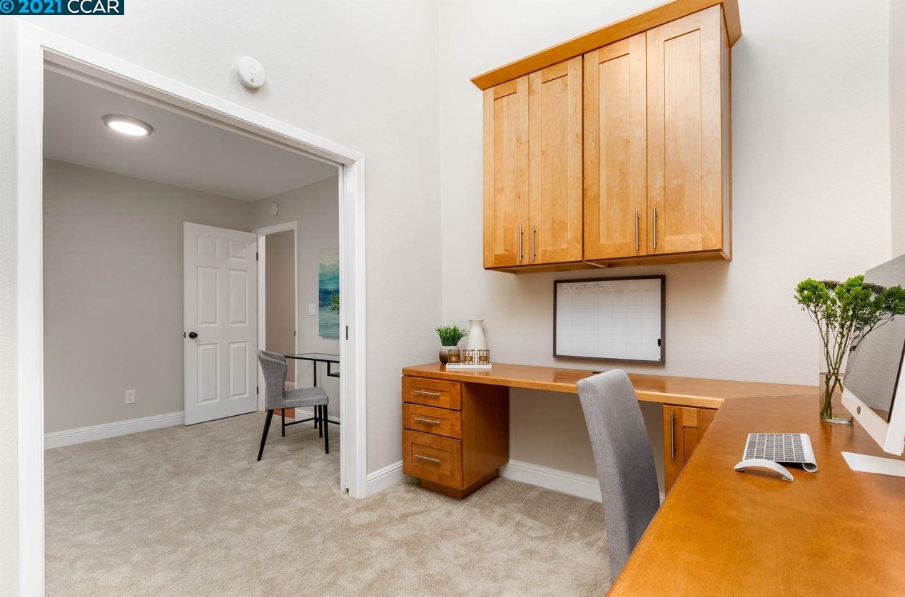 727 Seacliff Ct, Rodeo CA  94572-2005 exterior