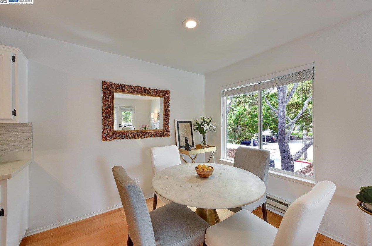 150 Marina Lakes Dr, Richmond CA  94804-7453 exterior