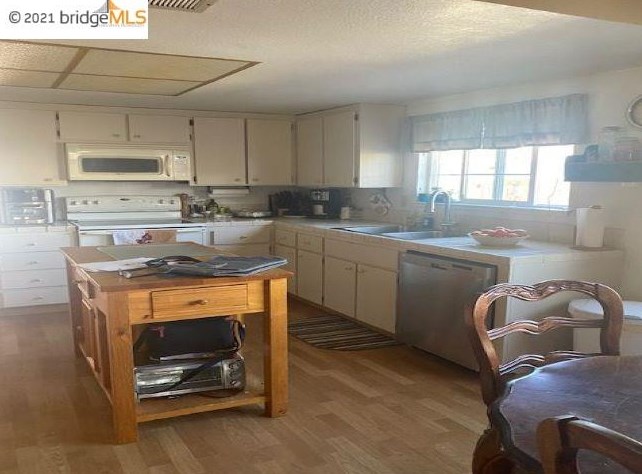 521 Nottingham Dr, Los Angeles CA  94513-1457 exterior