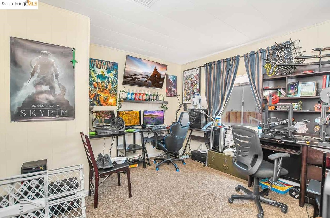 951 Bonnie Ln, Los Angeles CA  94513-5465 exterior