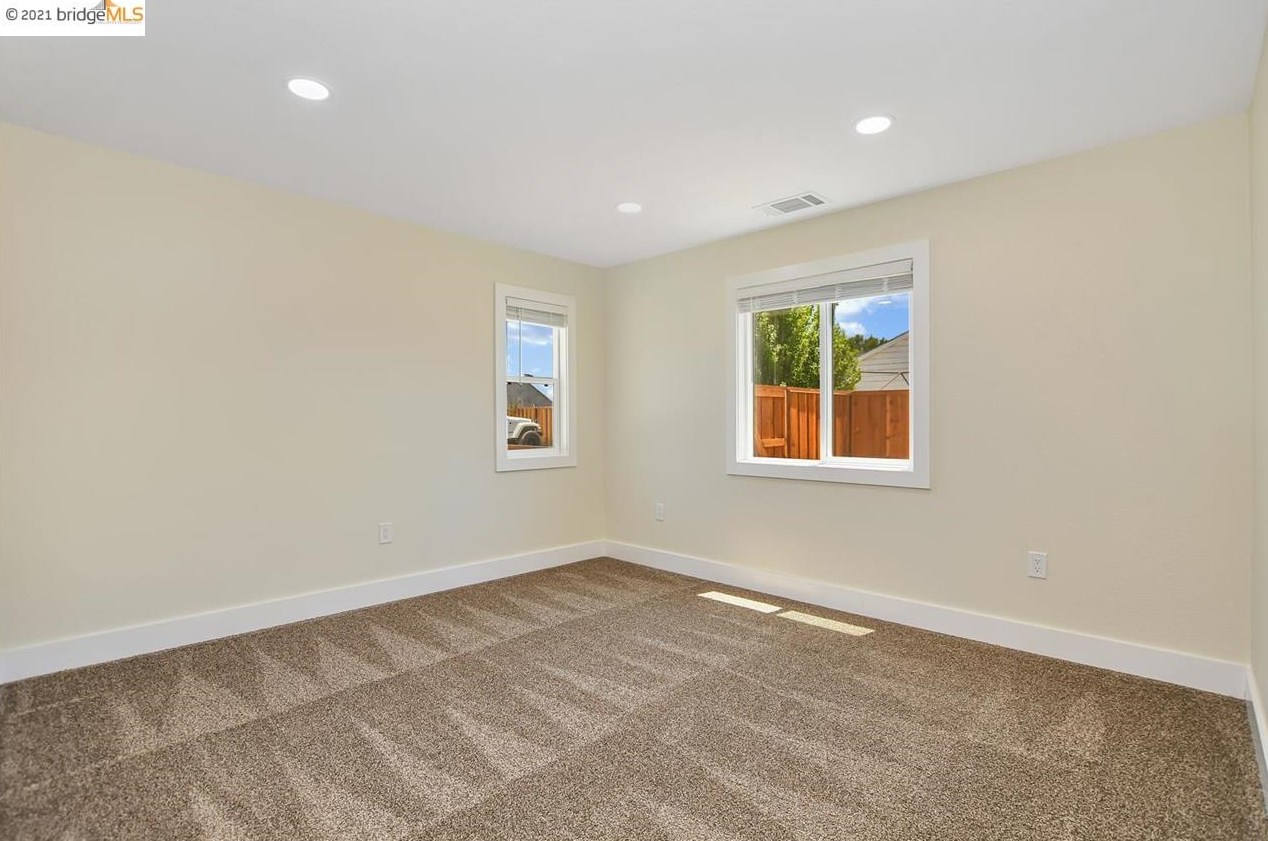 951 Bonnie Ln, Los Angeles CA  94513-5465 exterior