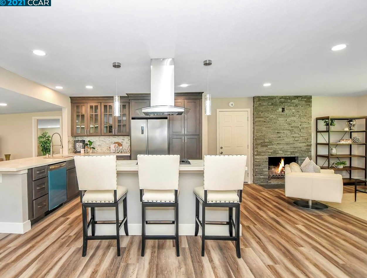 1704 Greer Ave, Concord CA  94521-2244 exterior