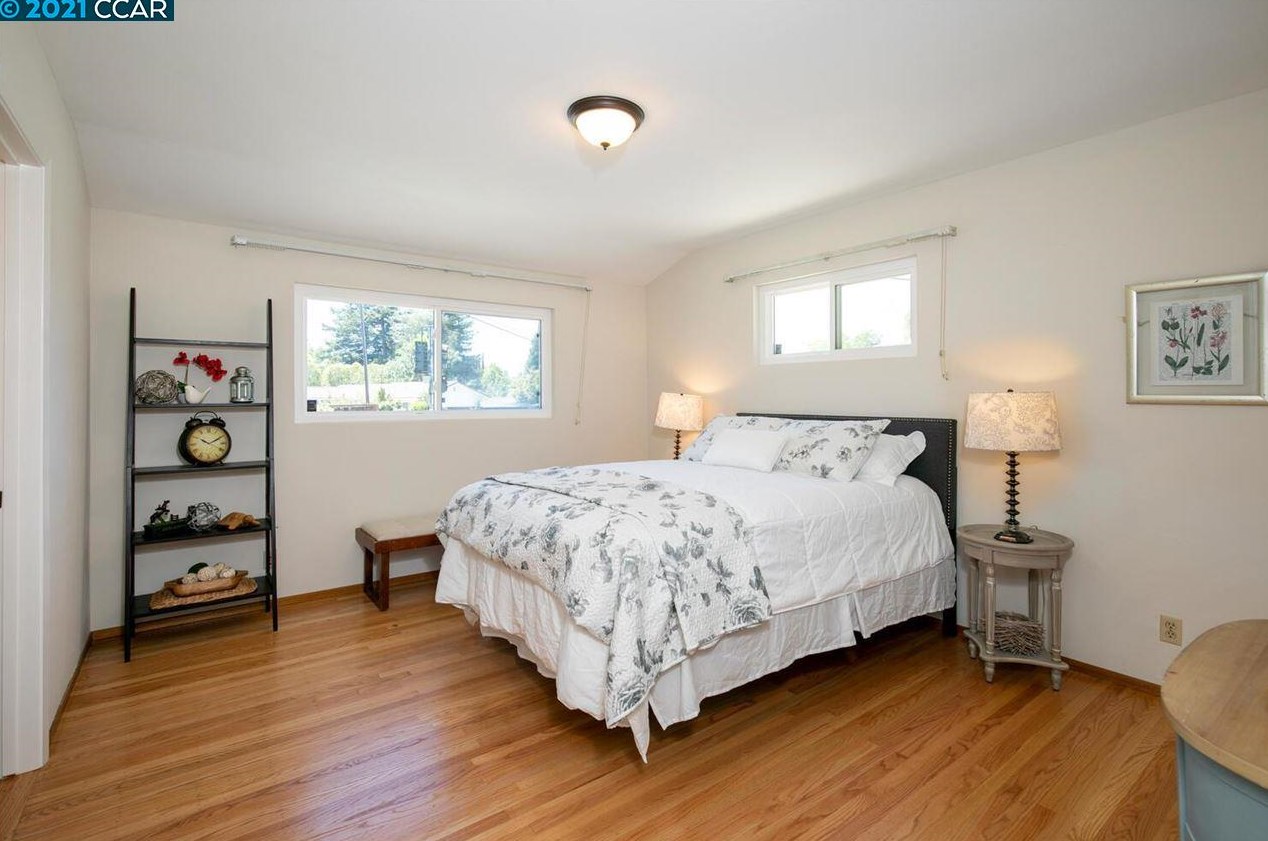 1200 Babel Ln, Concord CA  94518-1650 exterior