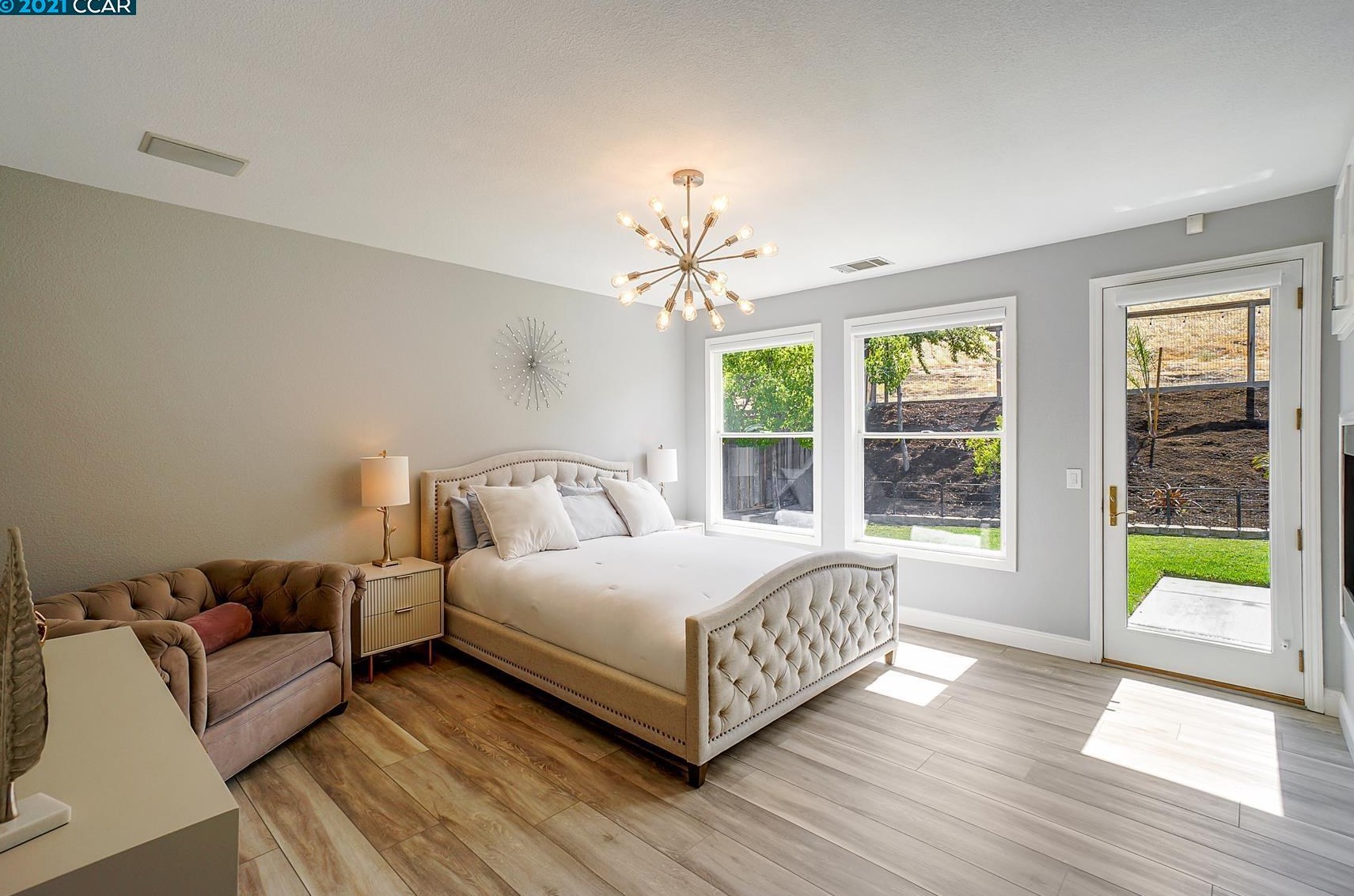 1046 Rolling Woods Way, Concord CA  94521-5400 exterior
