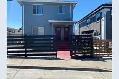 831 35th St - Photo 1