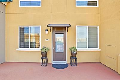 88 E 6th St #404 - Photo 1