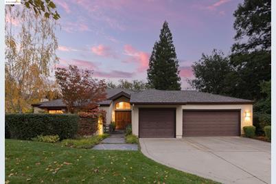3159 Deer Meadow Dr. - Photo 1