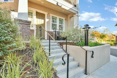 3925 Portola Cmn #4 - Photo 1
