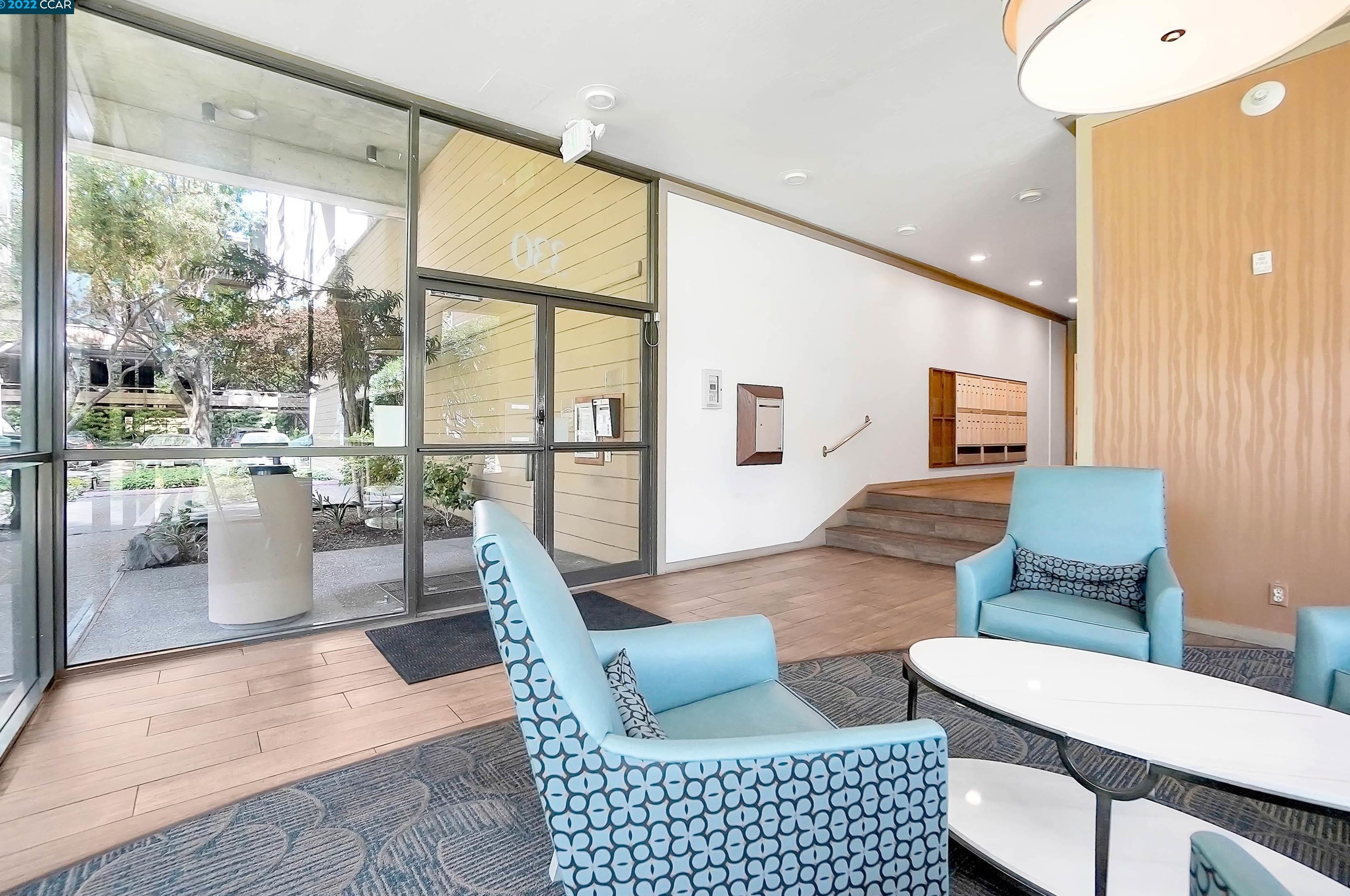 330 Civic Dr, Walnut Creek CA  94596-3666 exterior