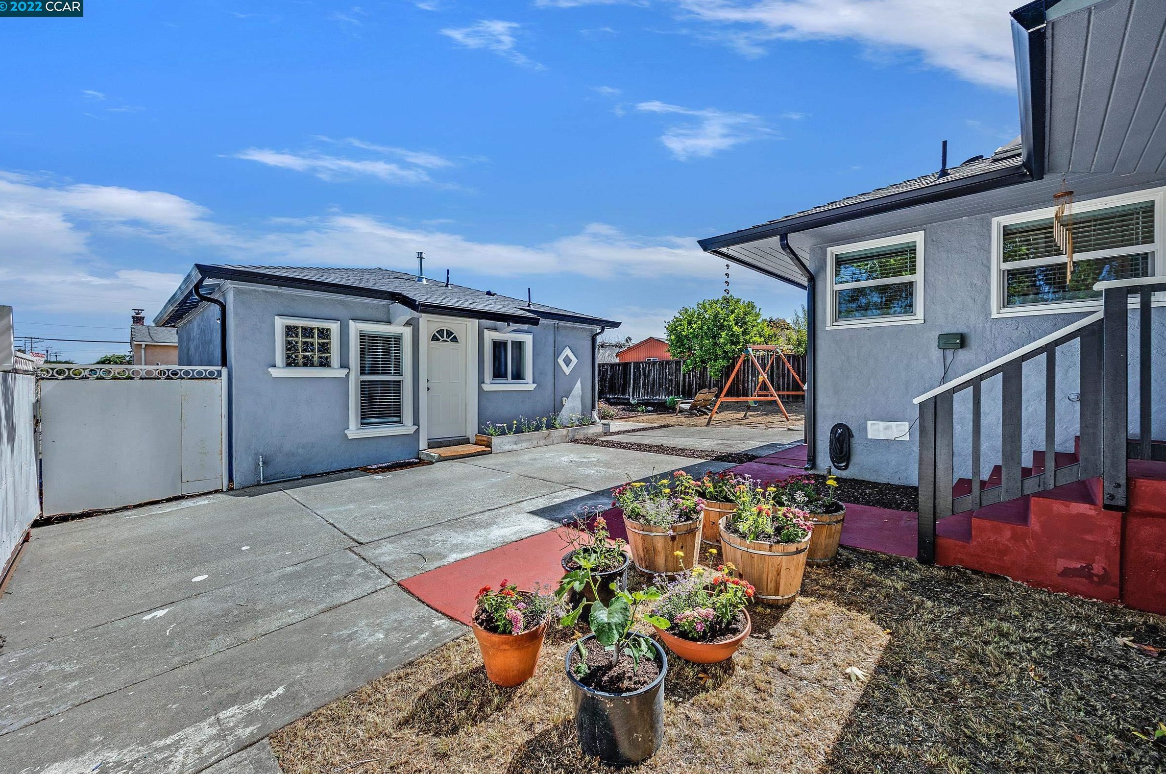 2005 Lincoln Ave, Richmond CA  94801-2544 exterior