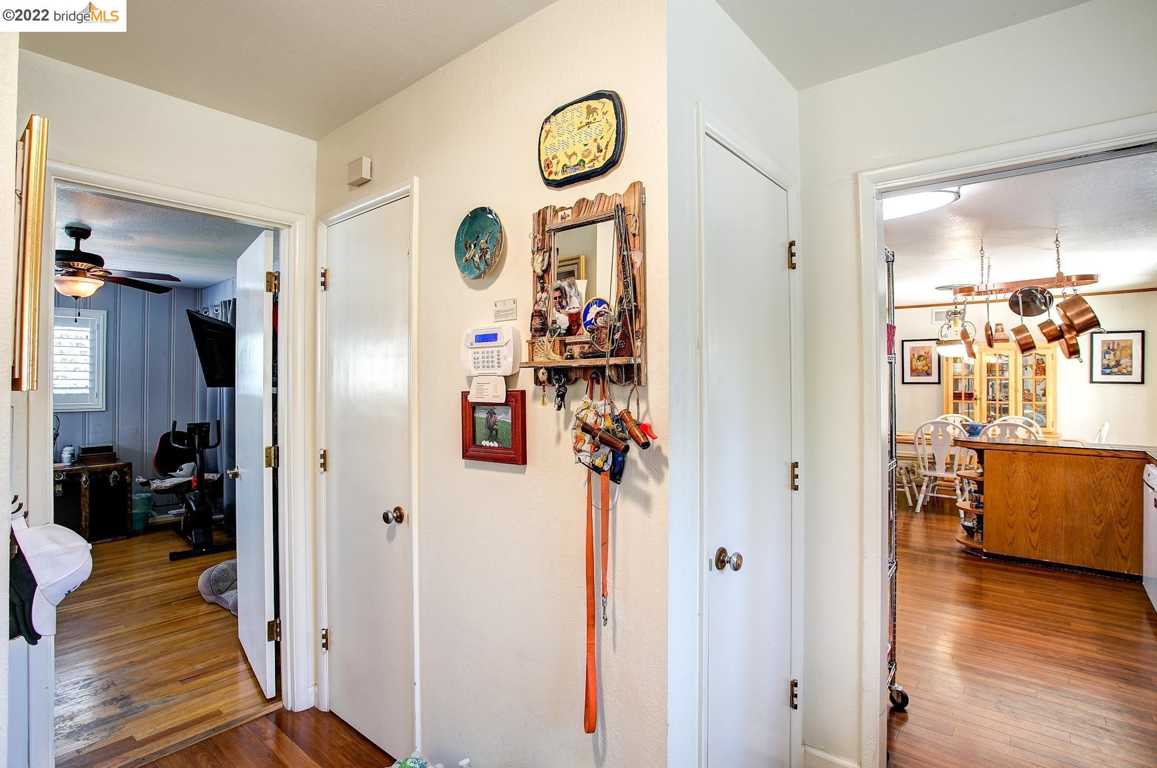 882 Dainty Ave, Los Angeles CA  94513-1206 exterior