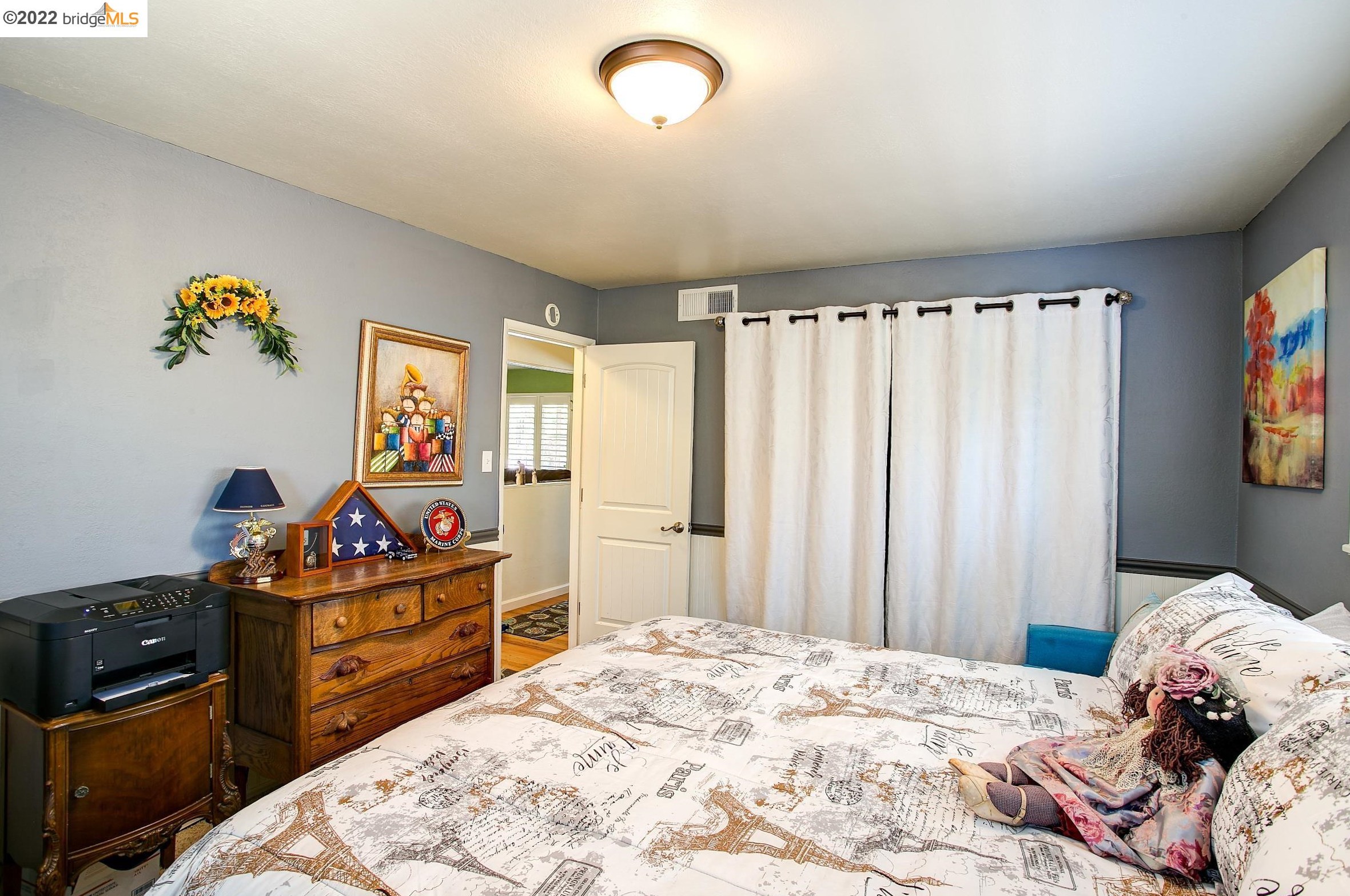 882 Dainty Ave, Los Angeles CA  94513-1206 exterior