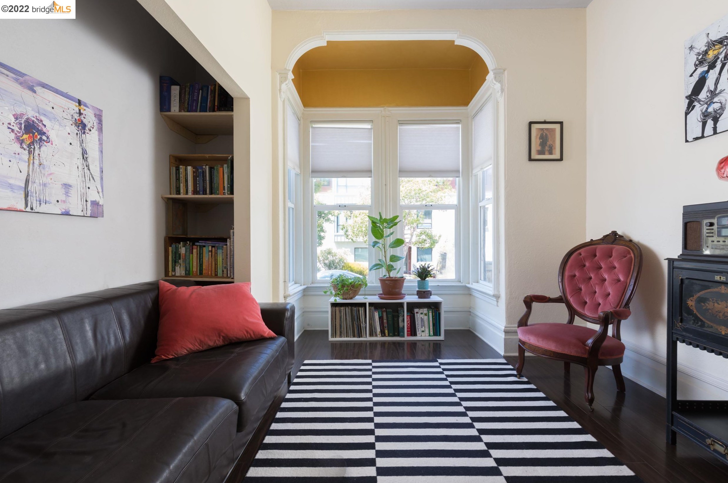 1208 Wood St, Oakland CA  94607-1527 exterior