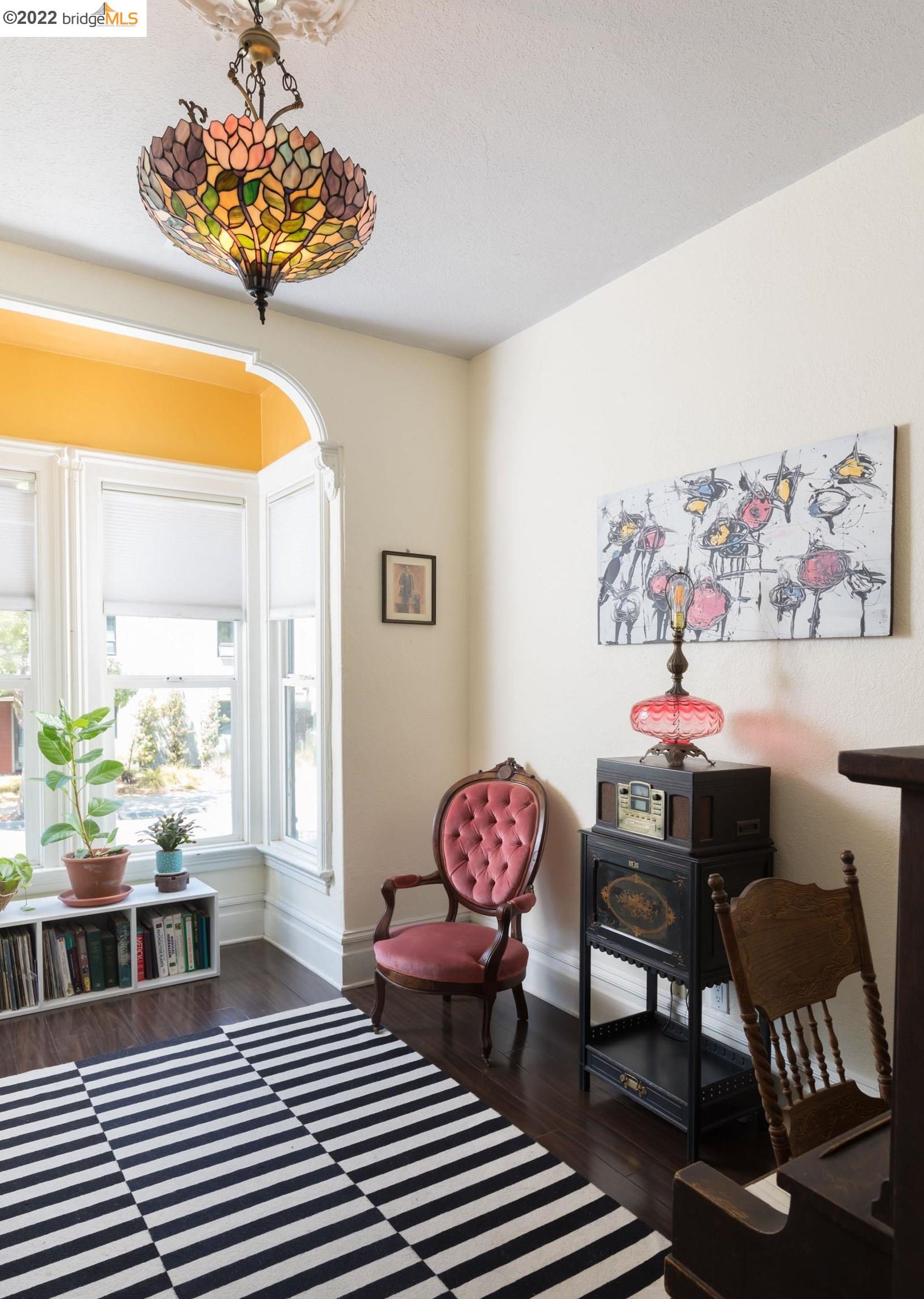 1208 Wood St, Oakland CA  94607-1527 exterior