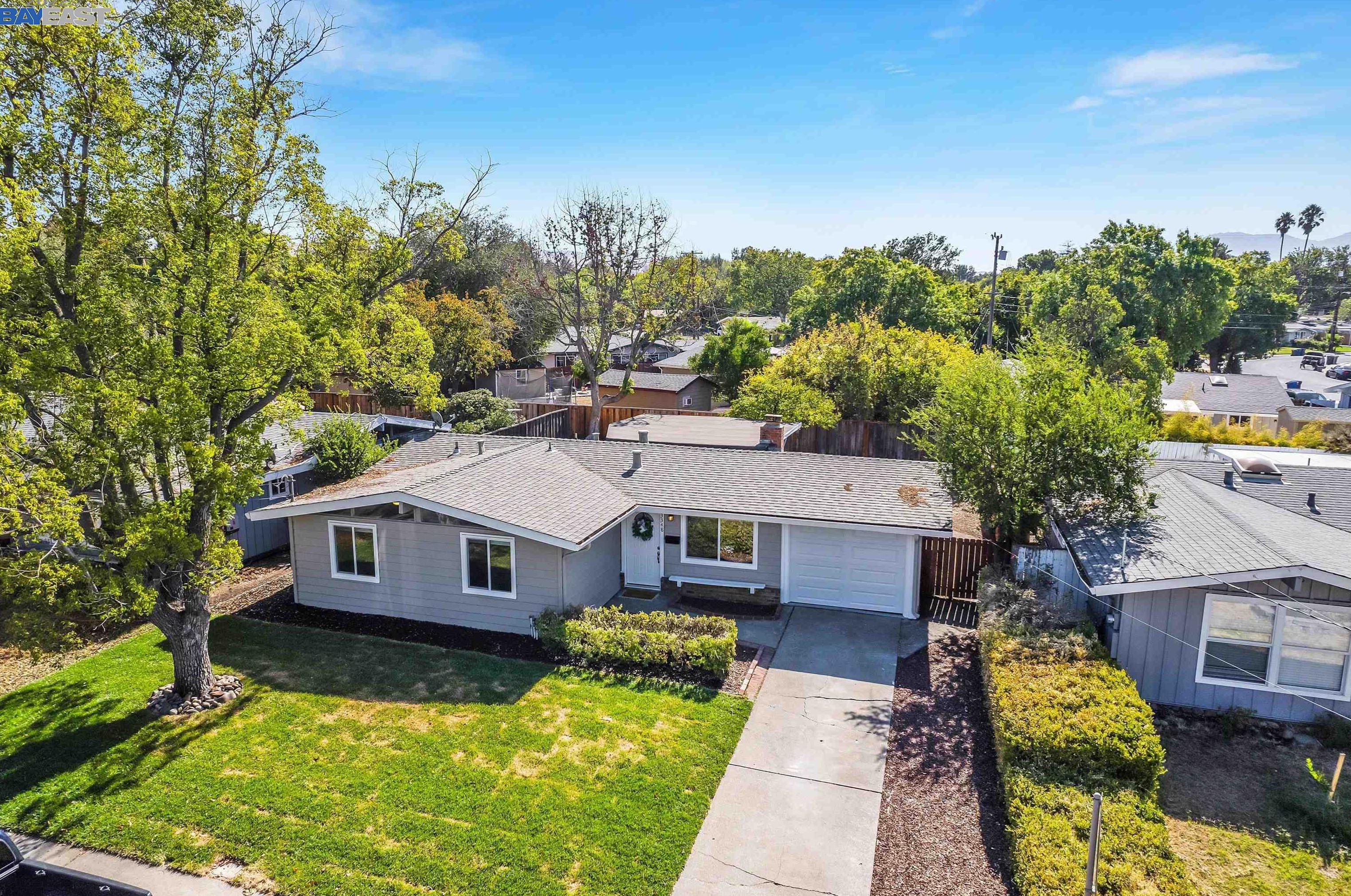 3348 Esperanza Dr, Concord CA  94519-2004 exterior