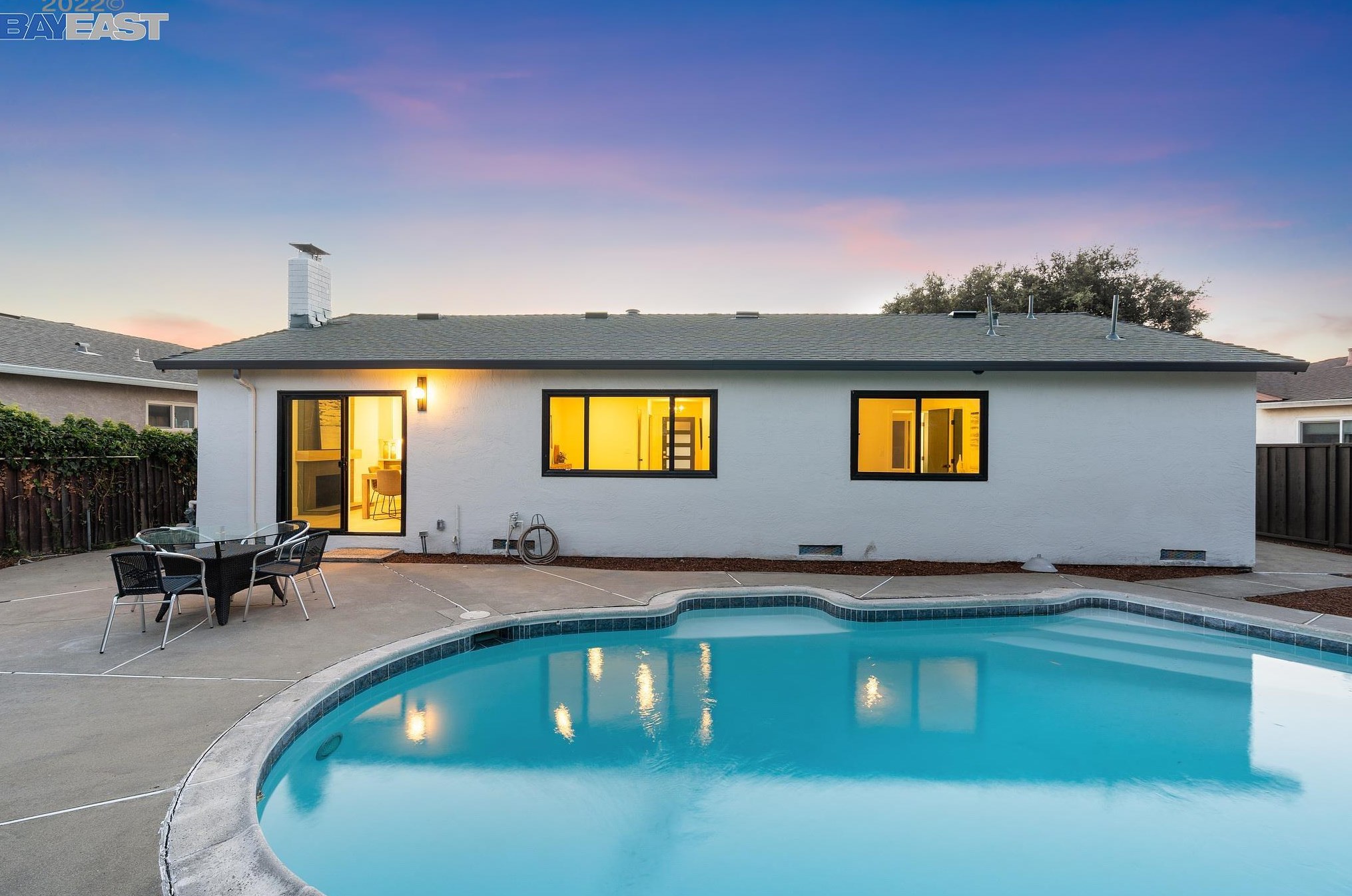 2772 Meadowlark Dr, Union City CA  94587-3142 exterior