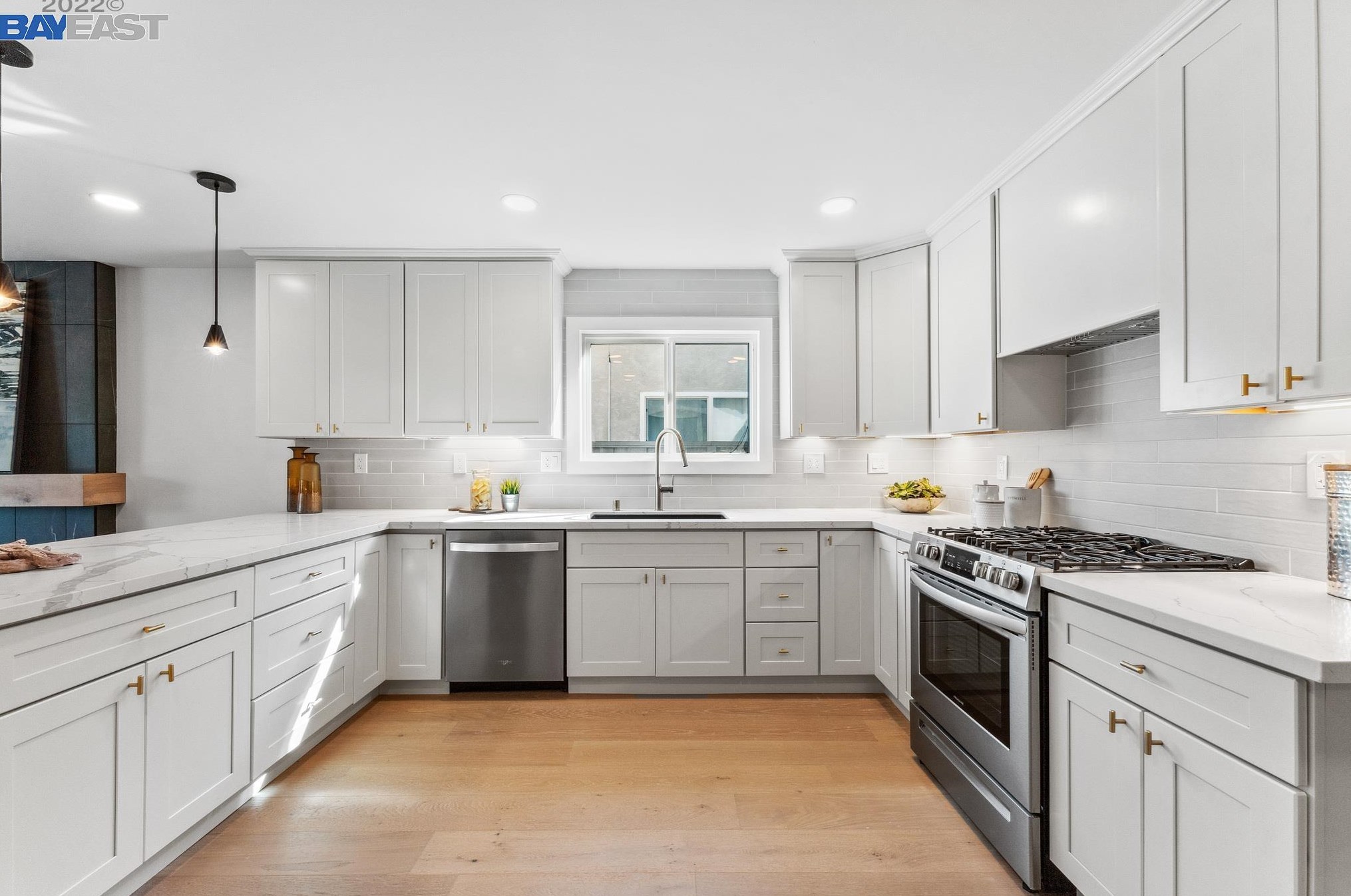 2772 Meadowlark Dr, Union City CA  94587-3142 exterior