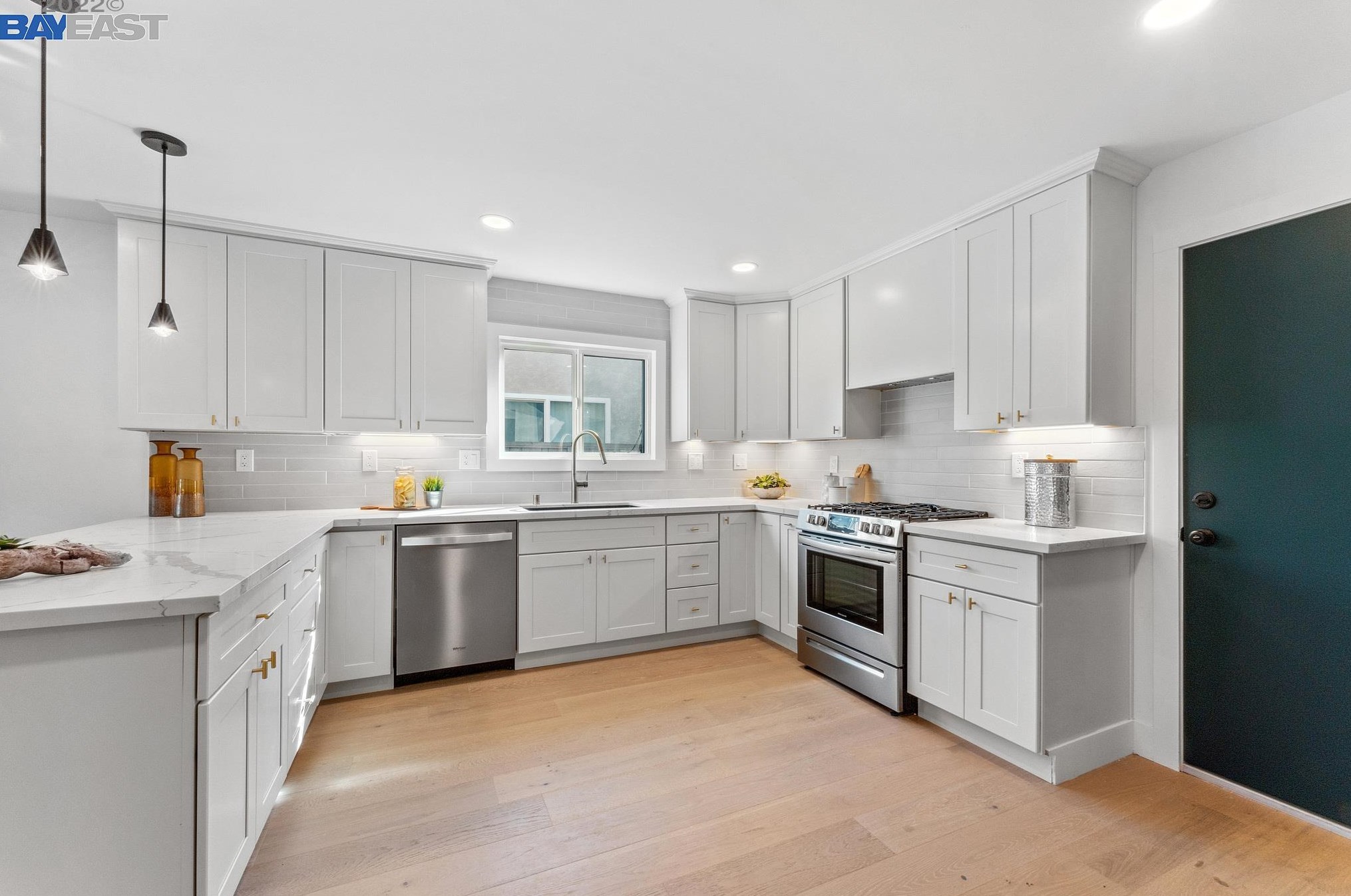 2772 Meadowlark Dr, Union City CA  94587-3142 exterior