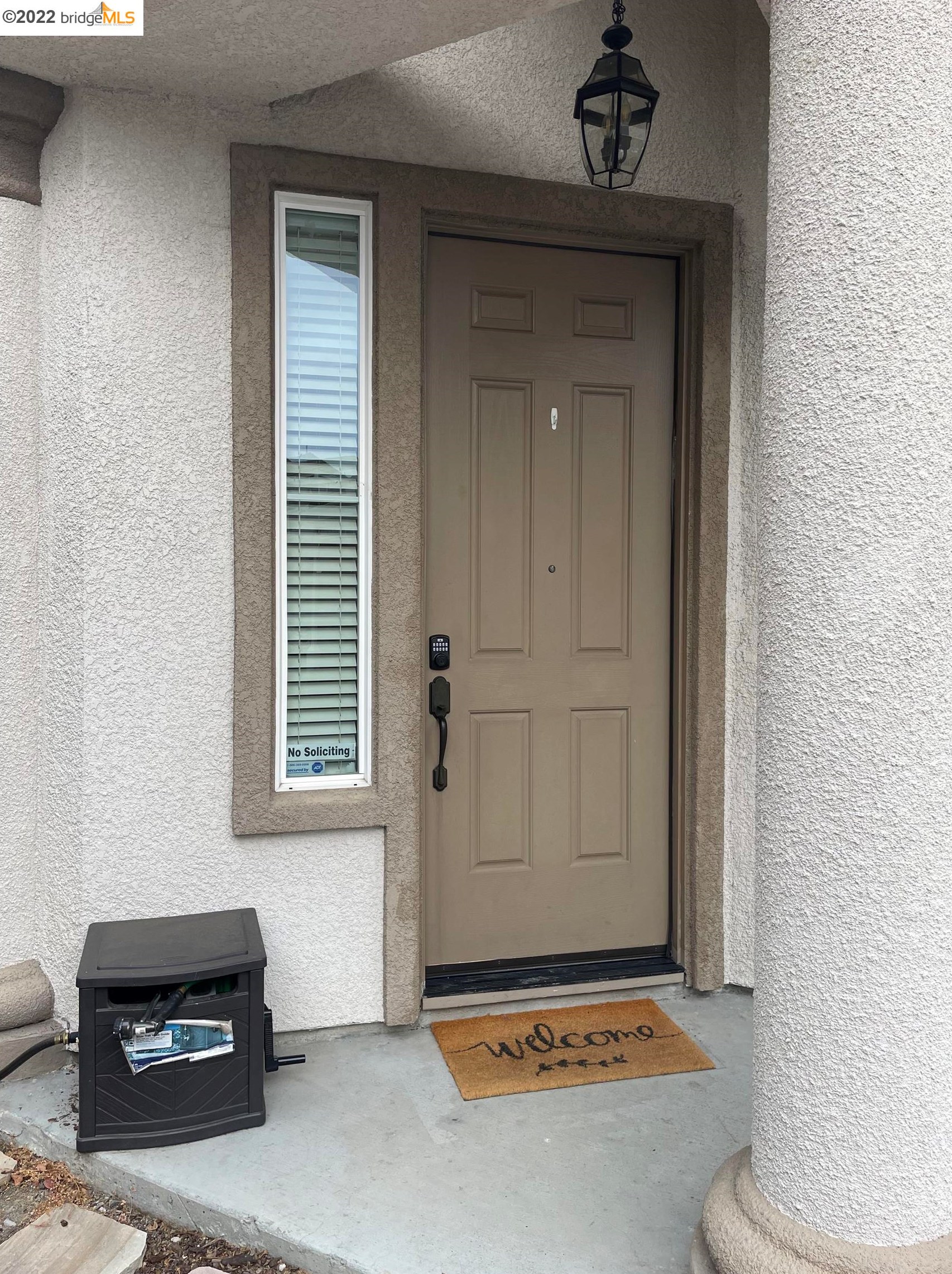 5084 Moscato Ct, Fairfield CA  94534-4137 exterior