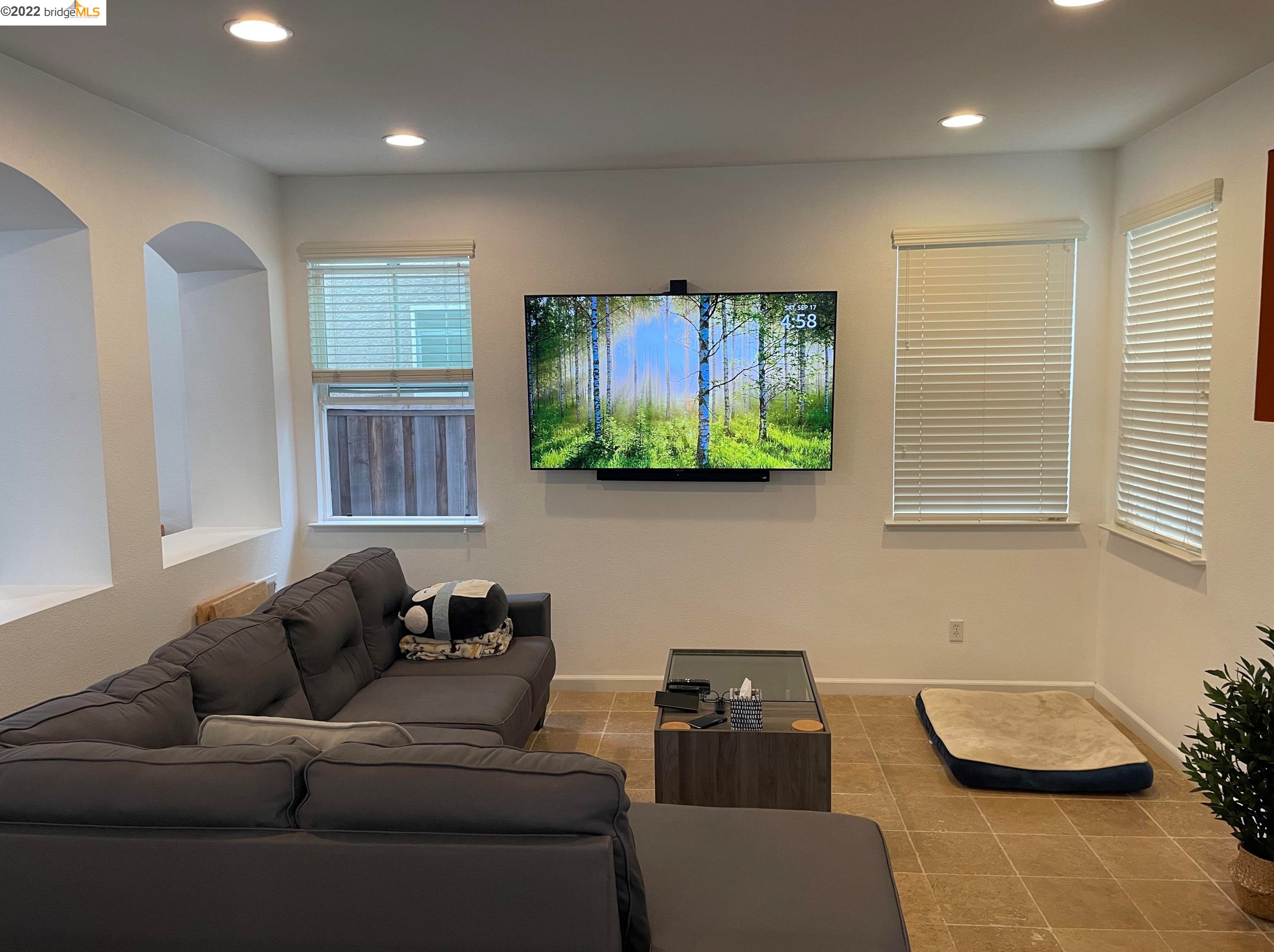 5084 Moscato Ct, Fairfield CA  94534-4137 exterior