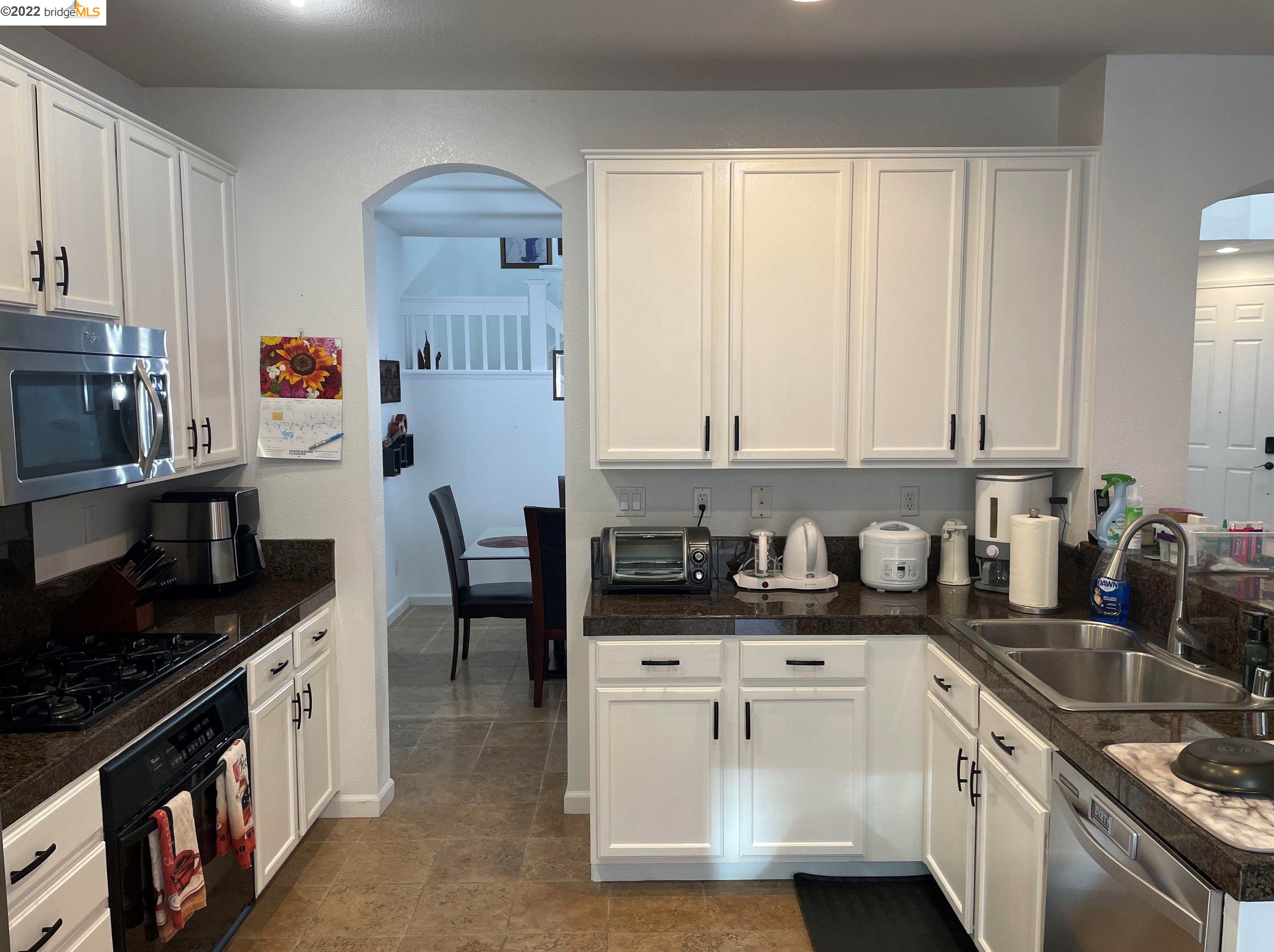 5084 Moscato Ct, Fairfield CA  94534-4137 exterior